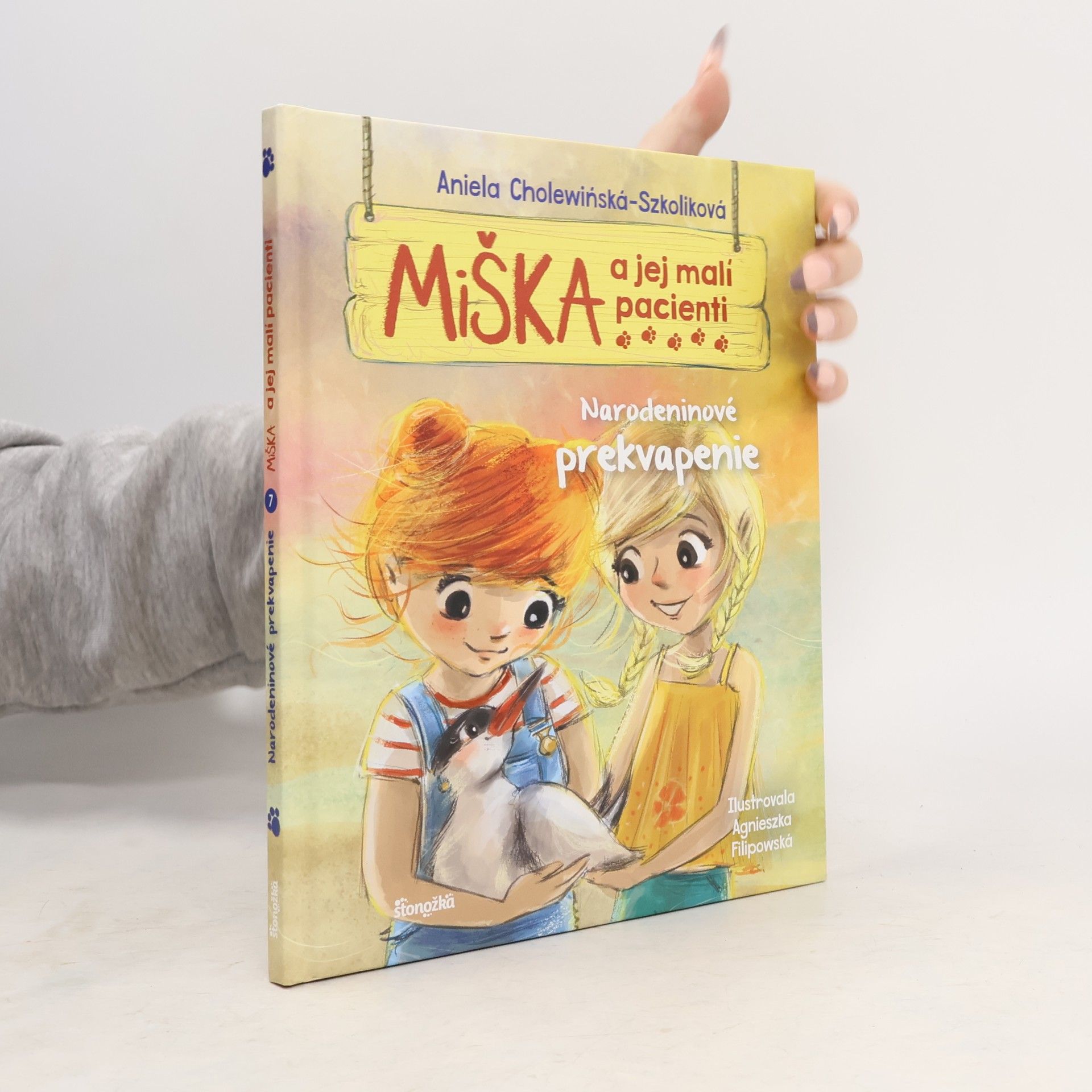 Aniela Cholewińska-Szkolik Miška a jej malí pacienti. Narodeninové prekvapenie