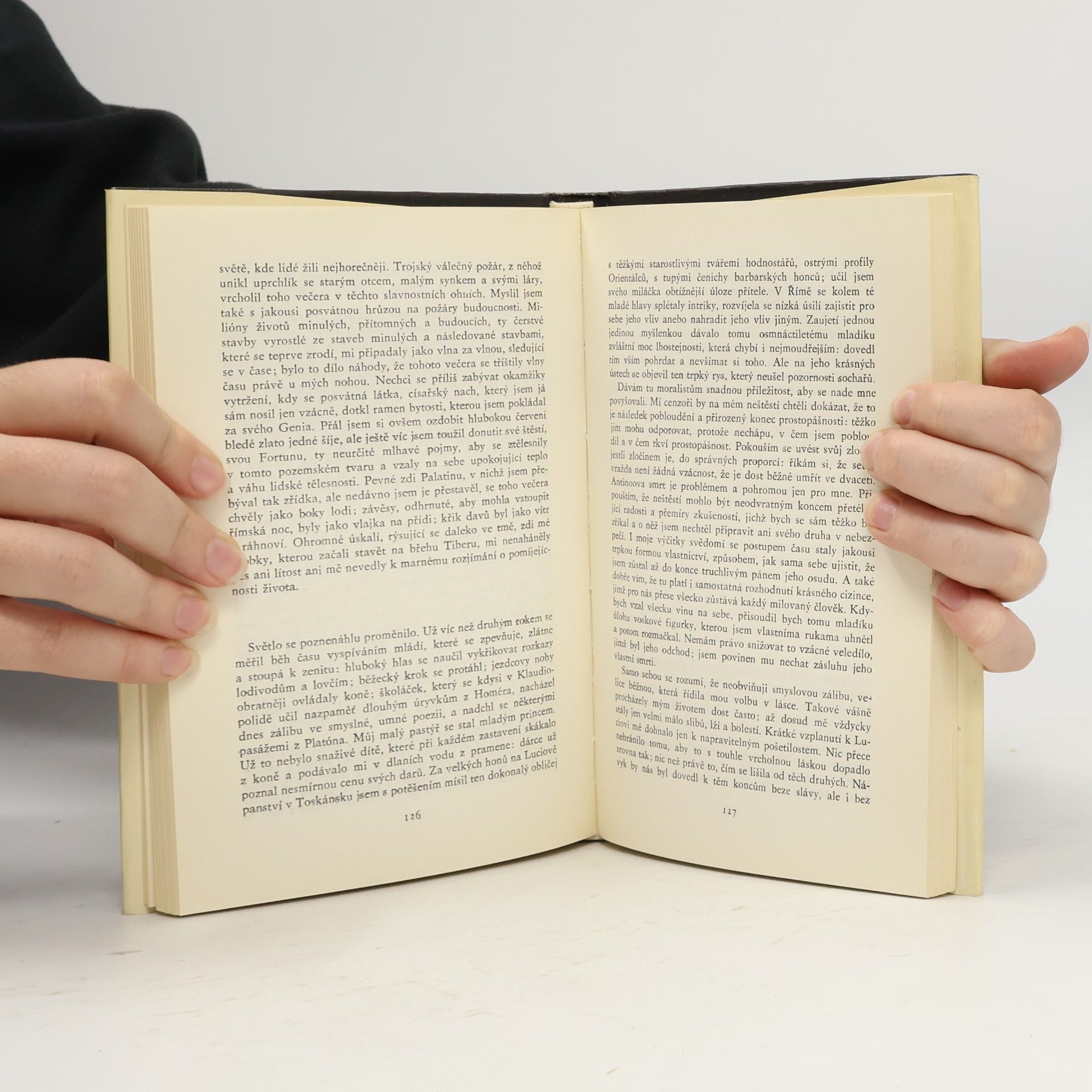 Marguerite Yourcenar Hadriánovy paměti