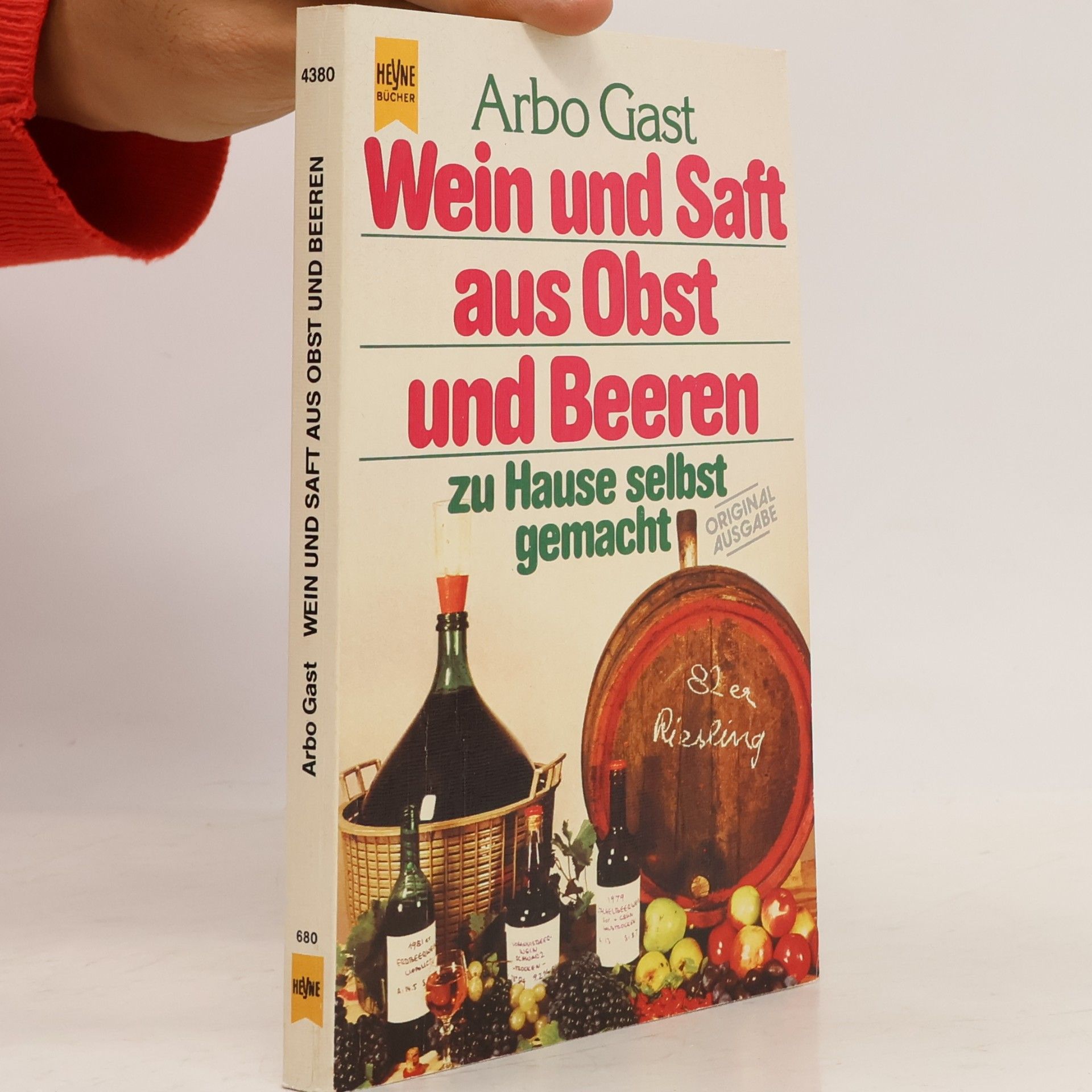 Wein und Saft aus Obst und Beeren