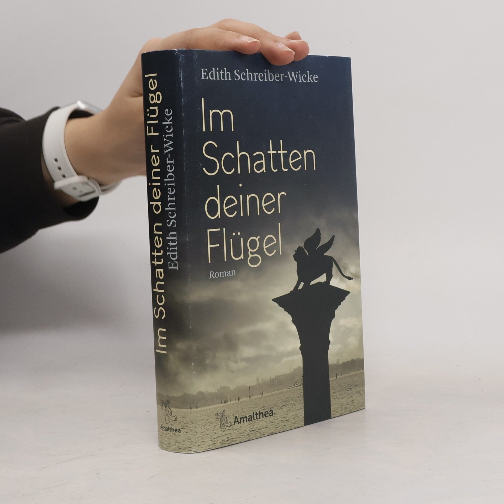 Im Schatten deiner Flügel