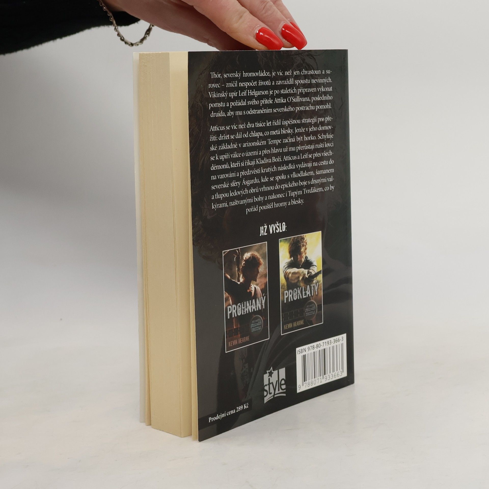 Kevin Hearne Praštěný