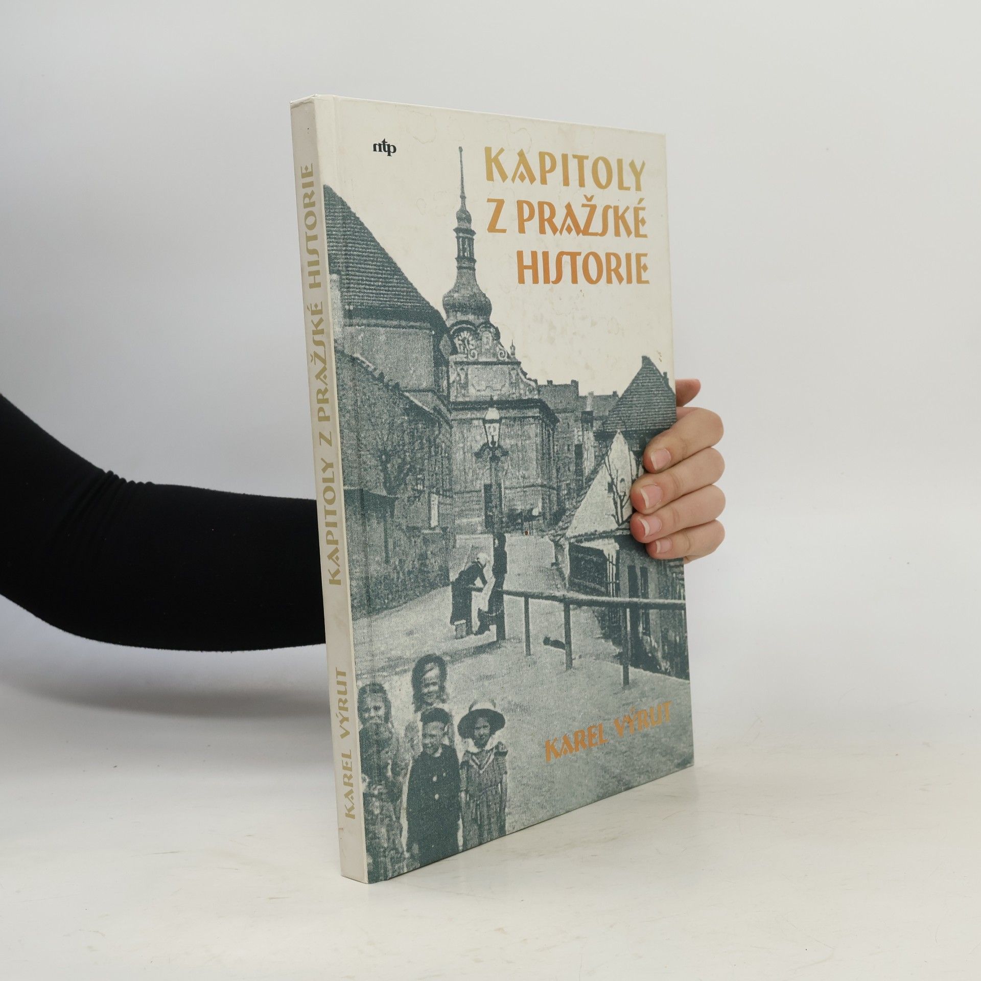 Kapitoly z pražské historie