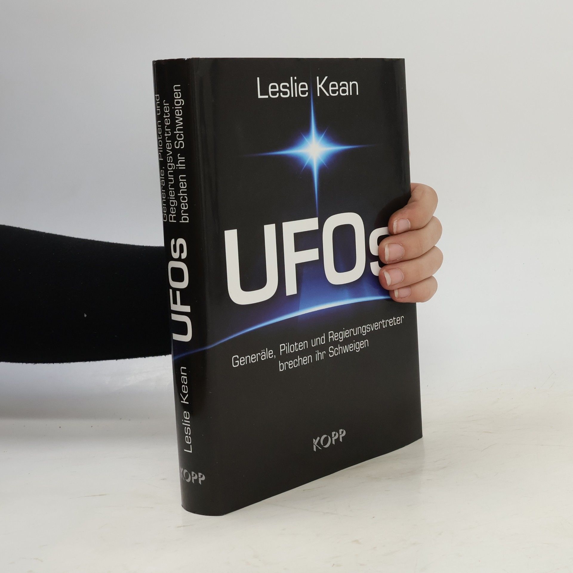 Leslie Kean UFOs