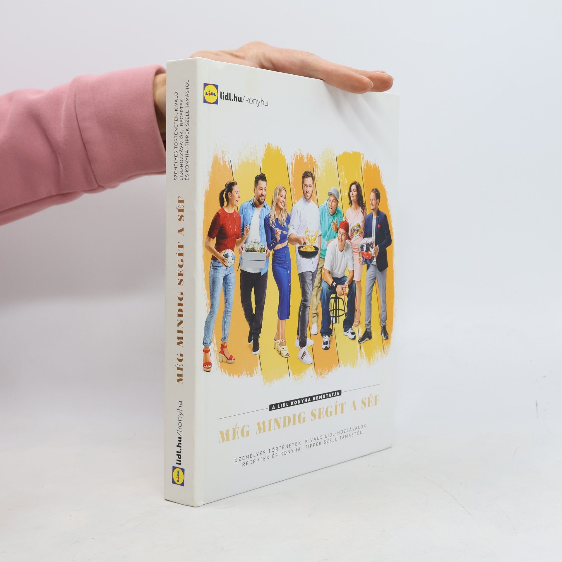 Autorenkollektiv Még mindig segít a séf