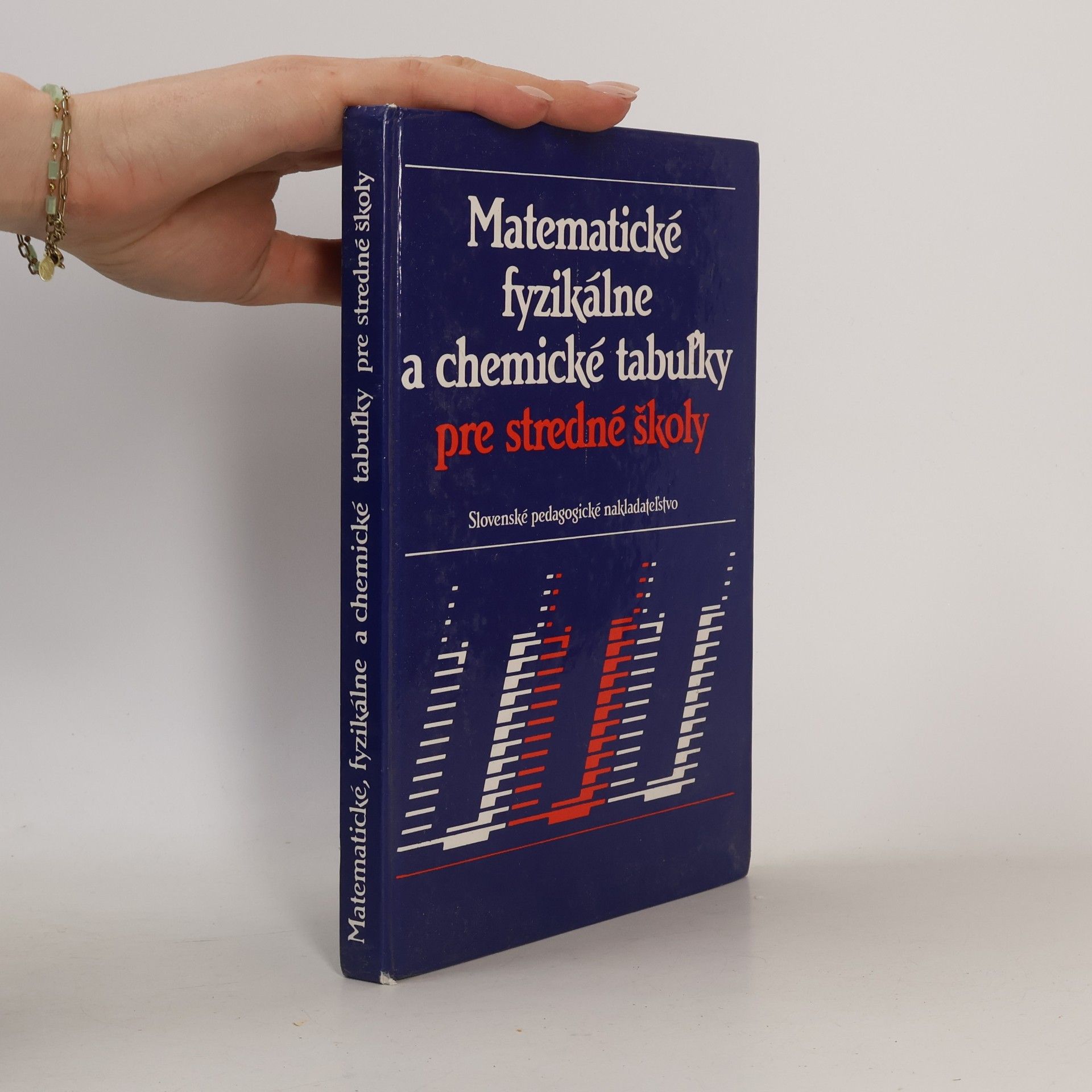 Collectif d'auteurs Matematické, fyzikálne a chemické tabuľky pre stredné školy