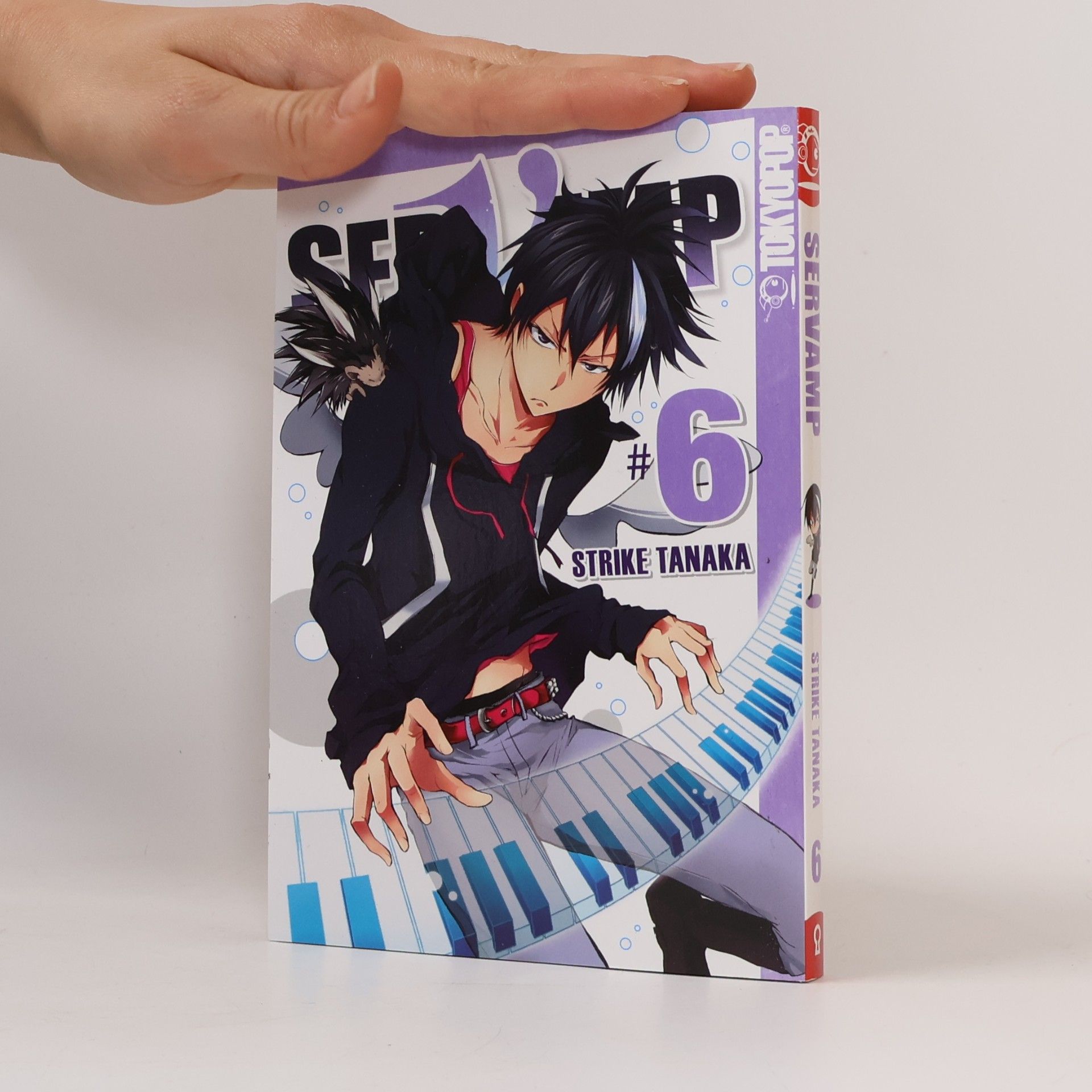 Strike Tanaka Servamp 6