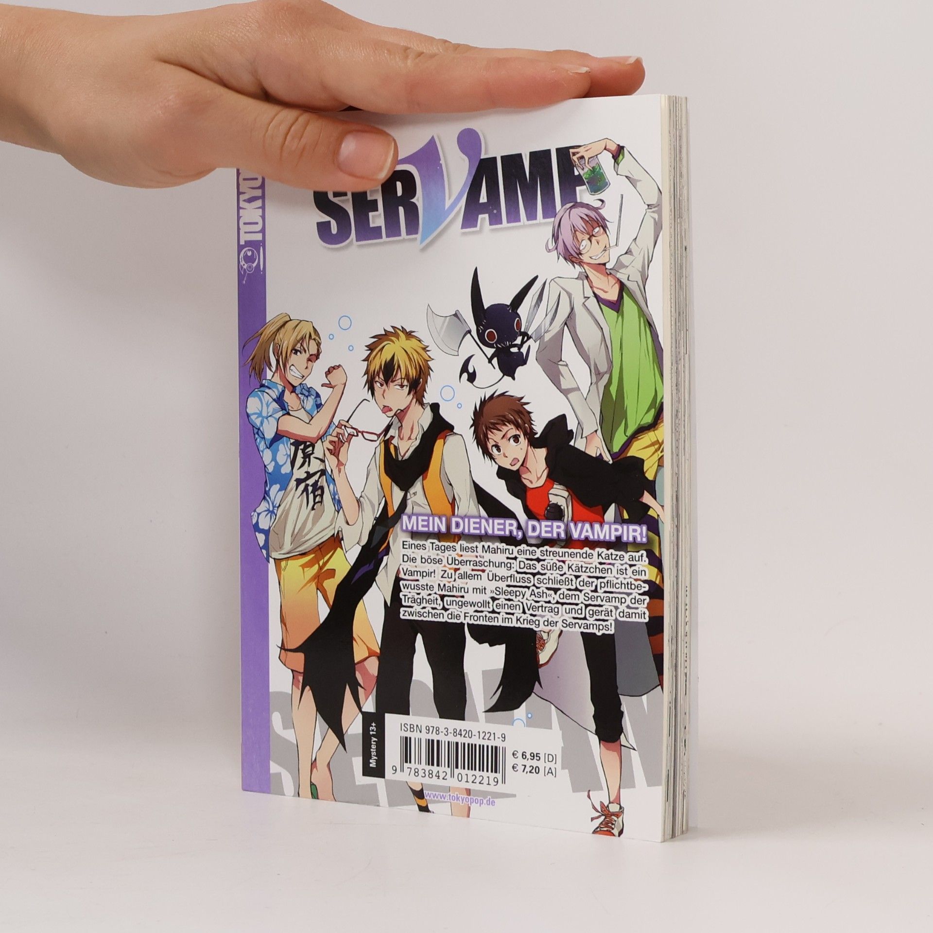 Strike Tanaka Servamp 6