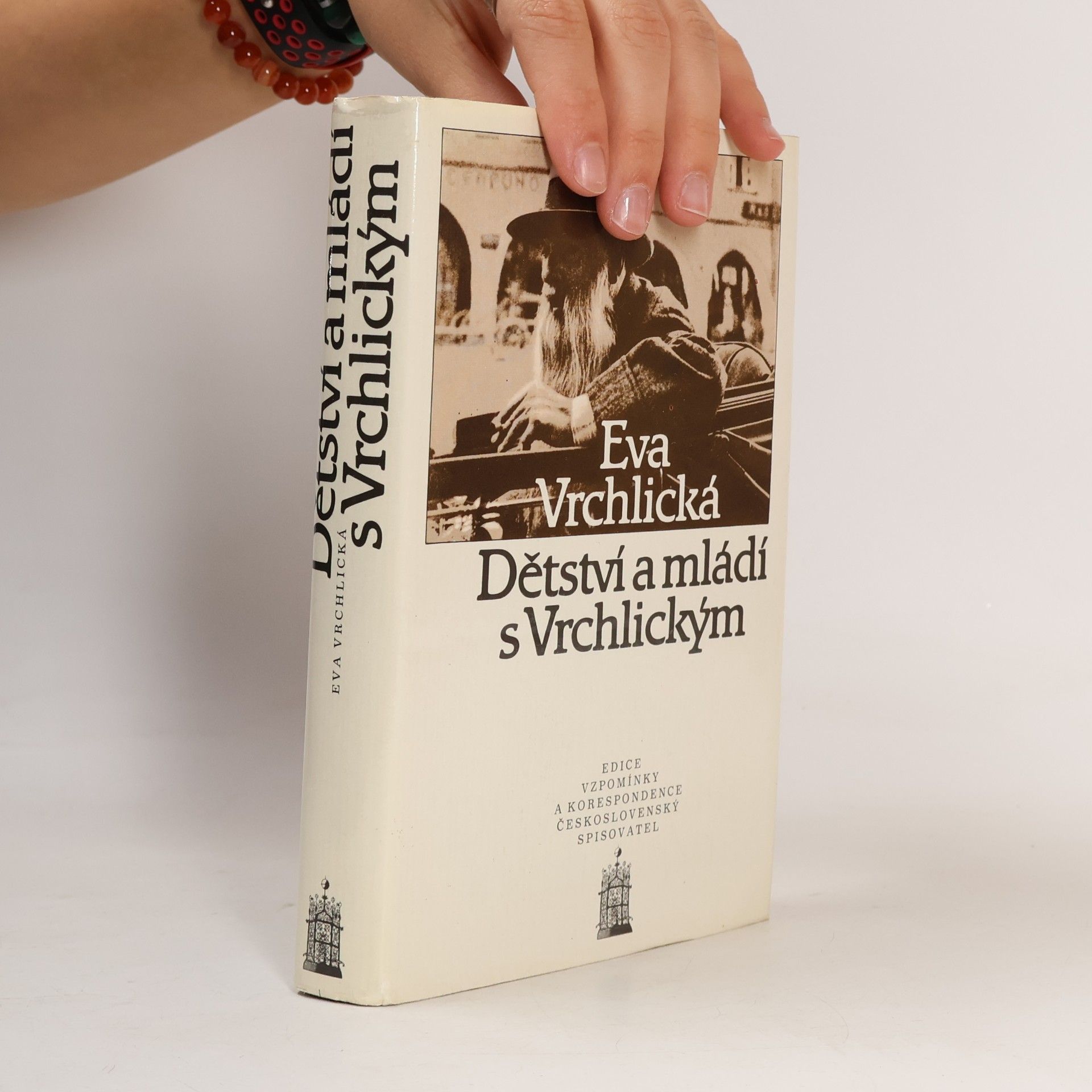 Eva Vrchlická Dětství a mládí s Vrchlickým