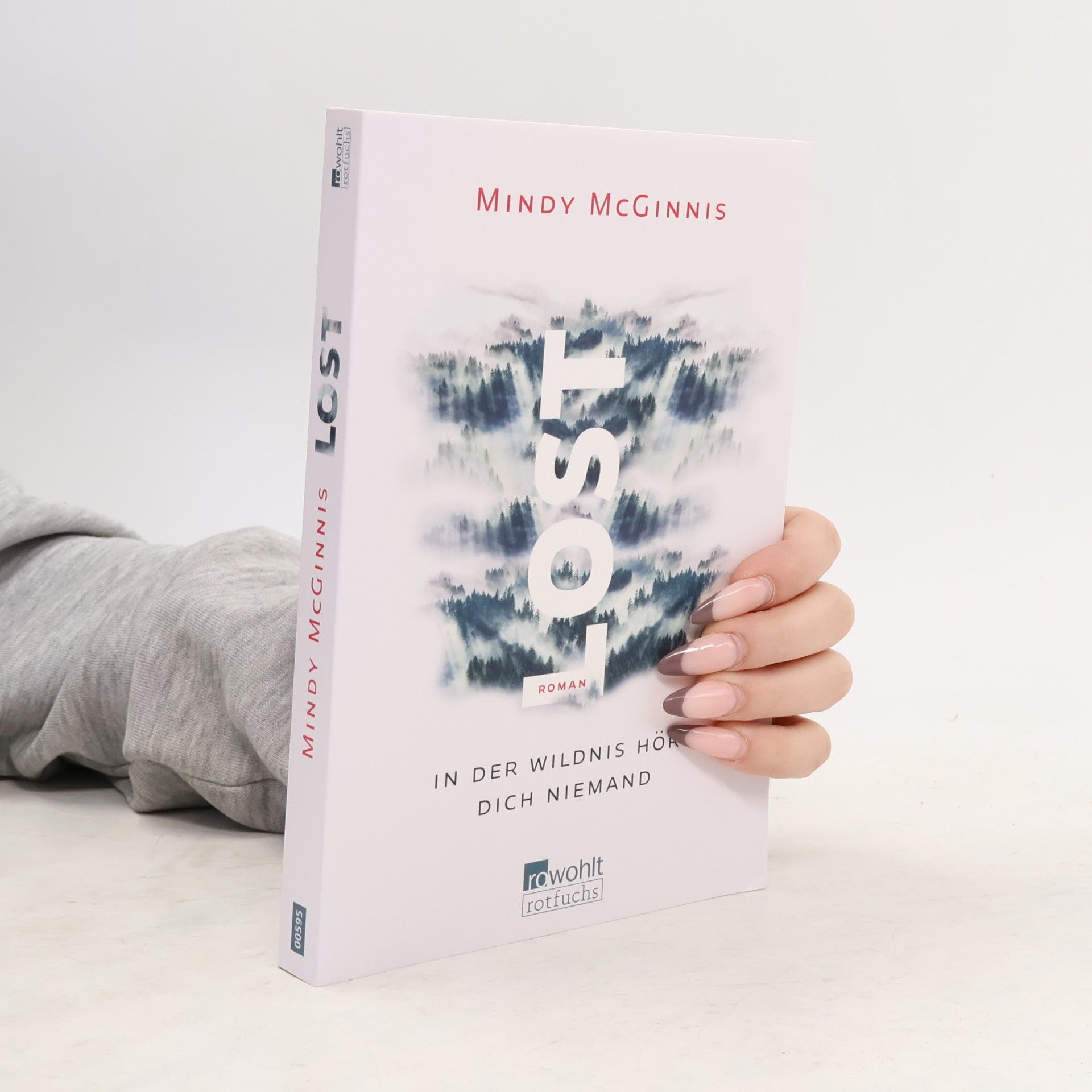 Mindy McGinnis LOST