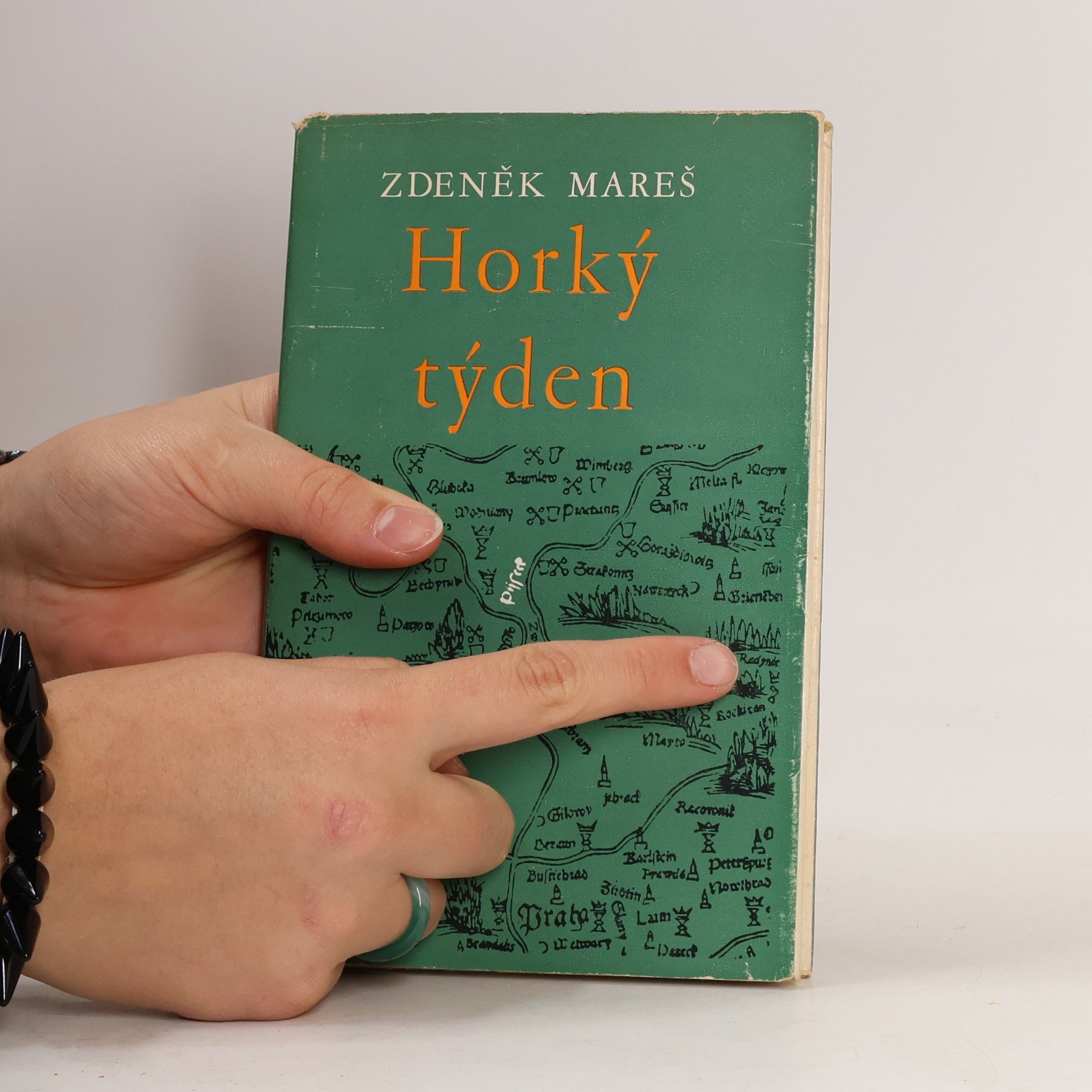 Zdeněk Mareš Horký týden