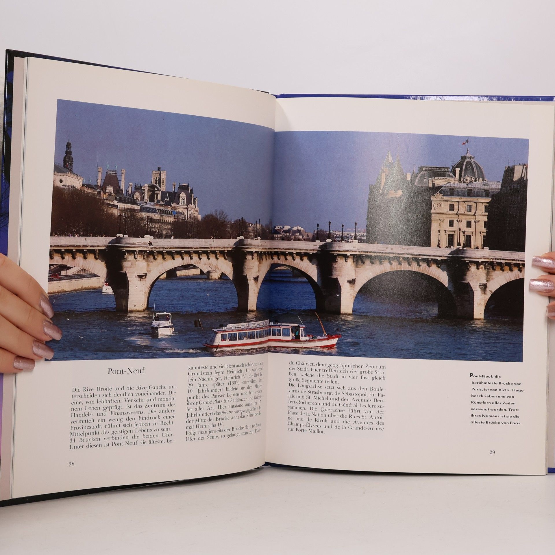 Andrea Metadier Paris