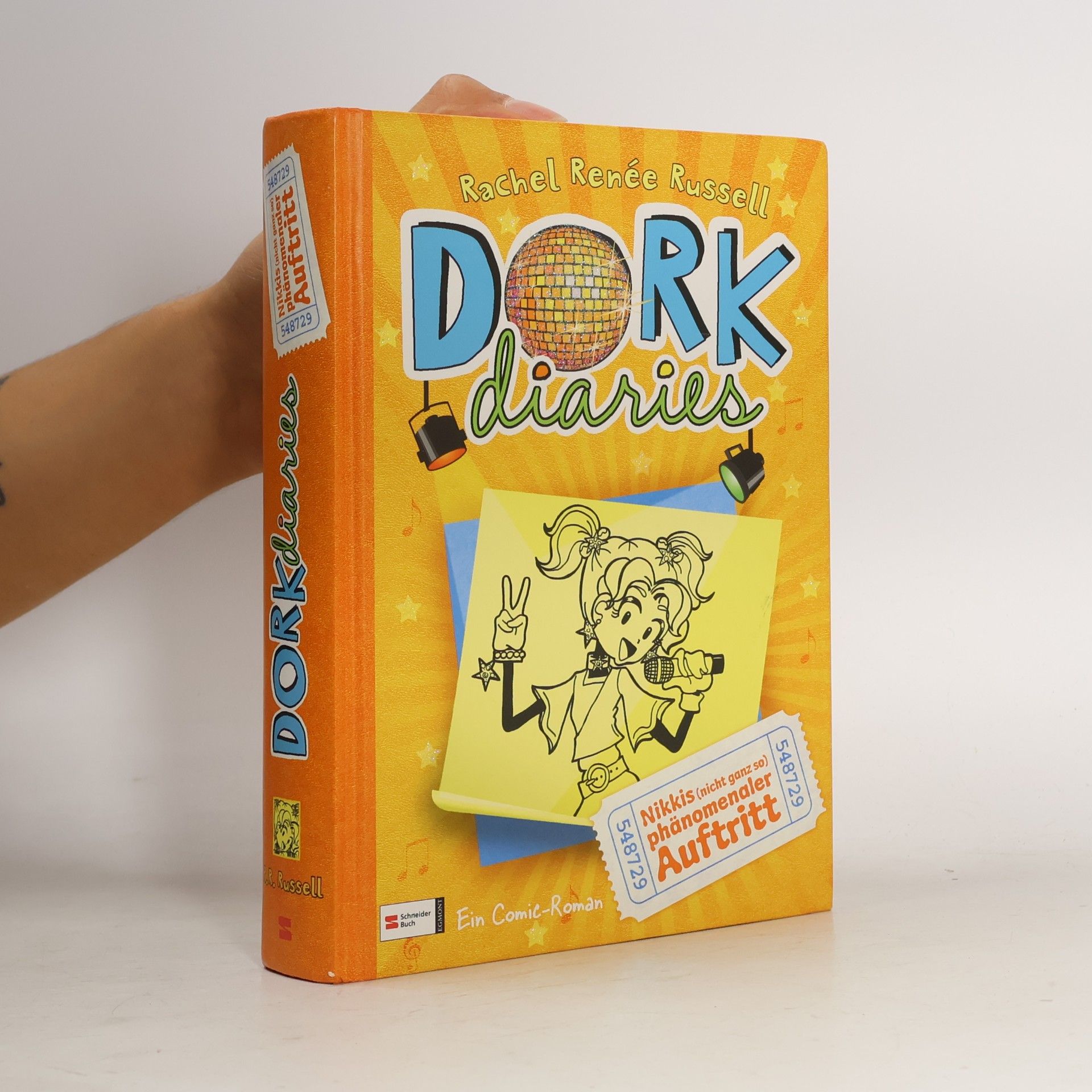 Dork Diaries: Nikkis phänomenaler Auftritt