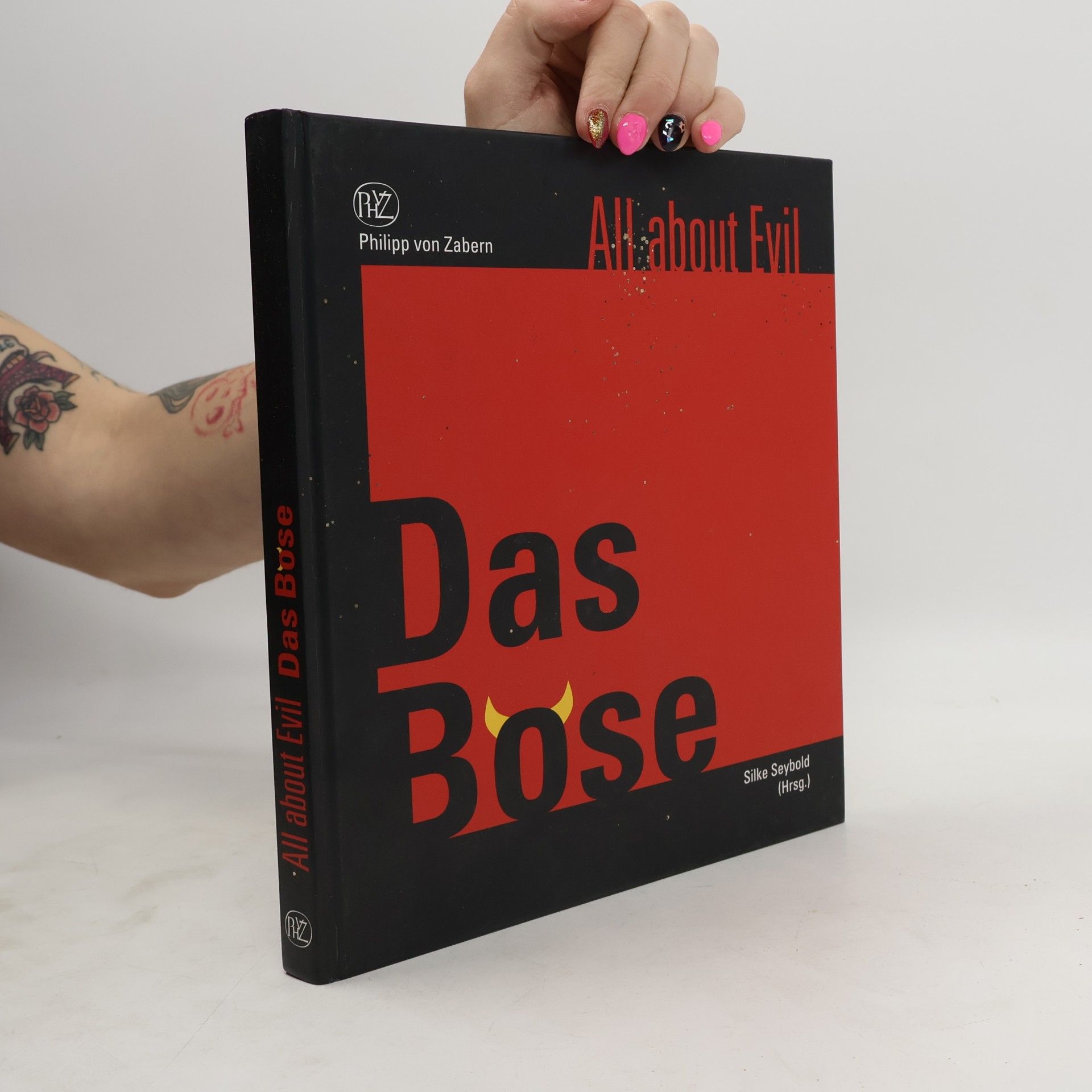 kolektiv Das Böse. All about Evil