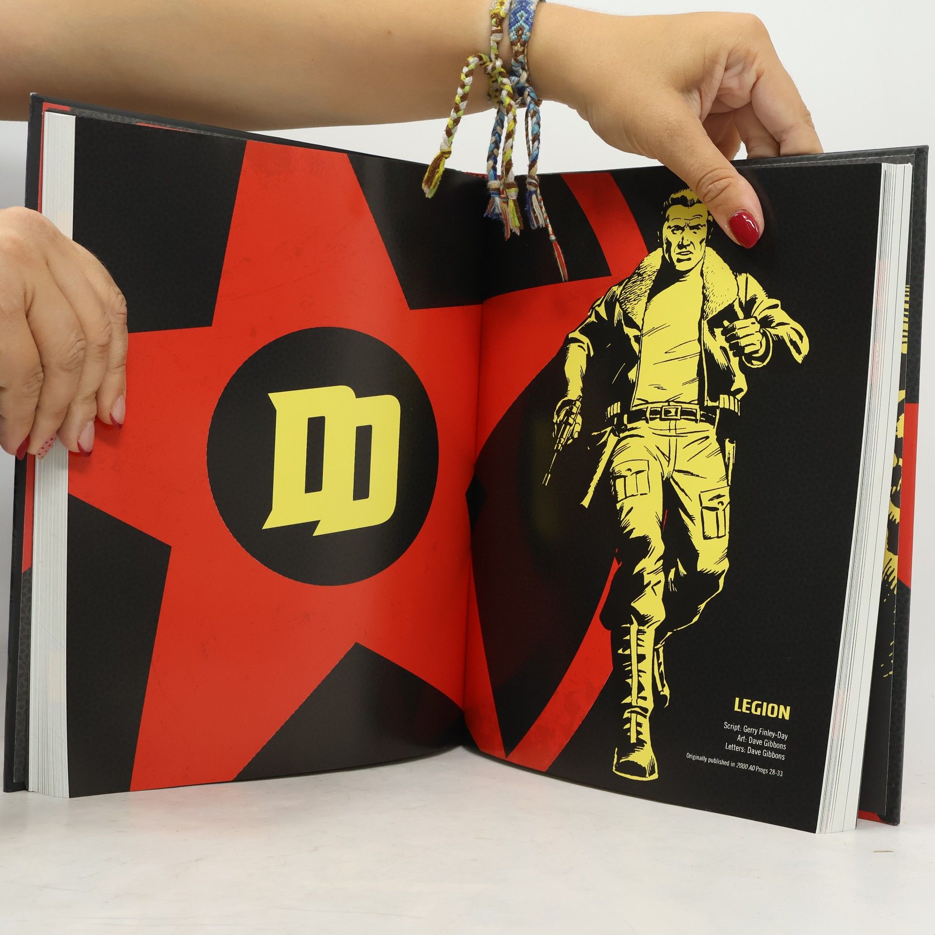 Pat Mills Dan Dare The 2000 AD Years Vol. 01