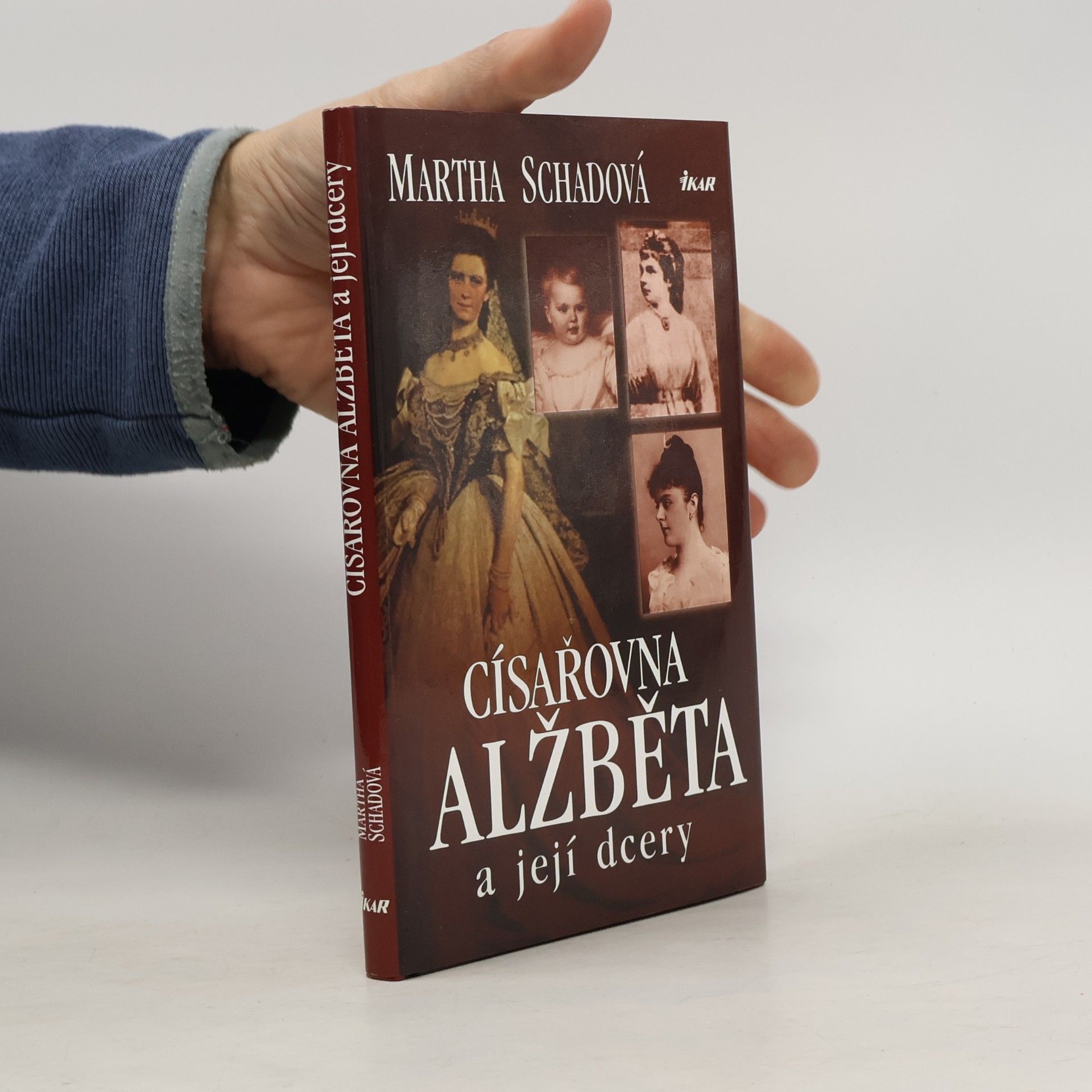 Martha Schad Císařovna Alžběta a její dcery