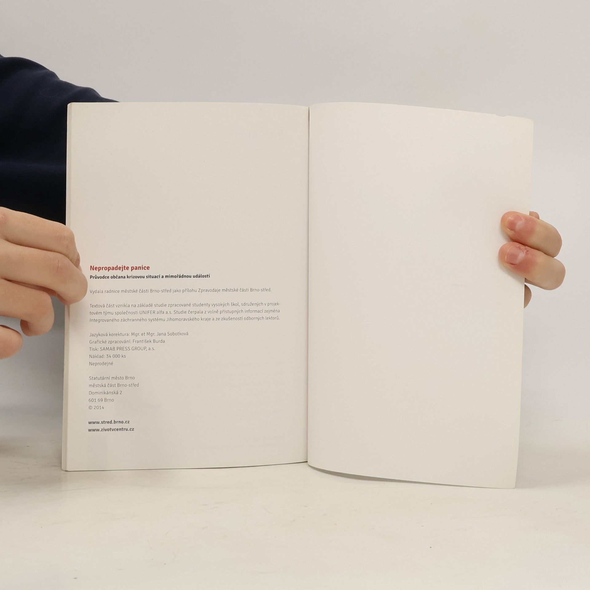 Various authors Nepropadejte panice