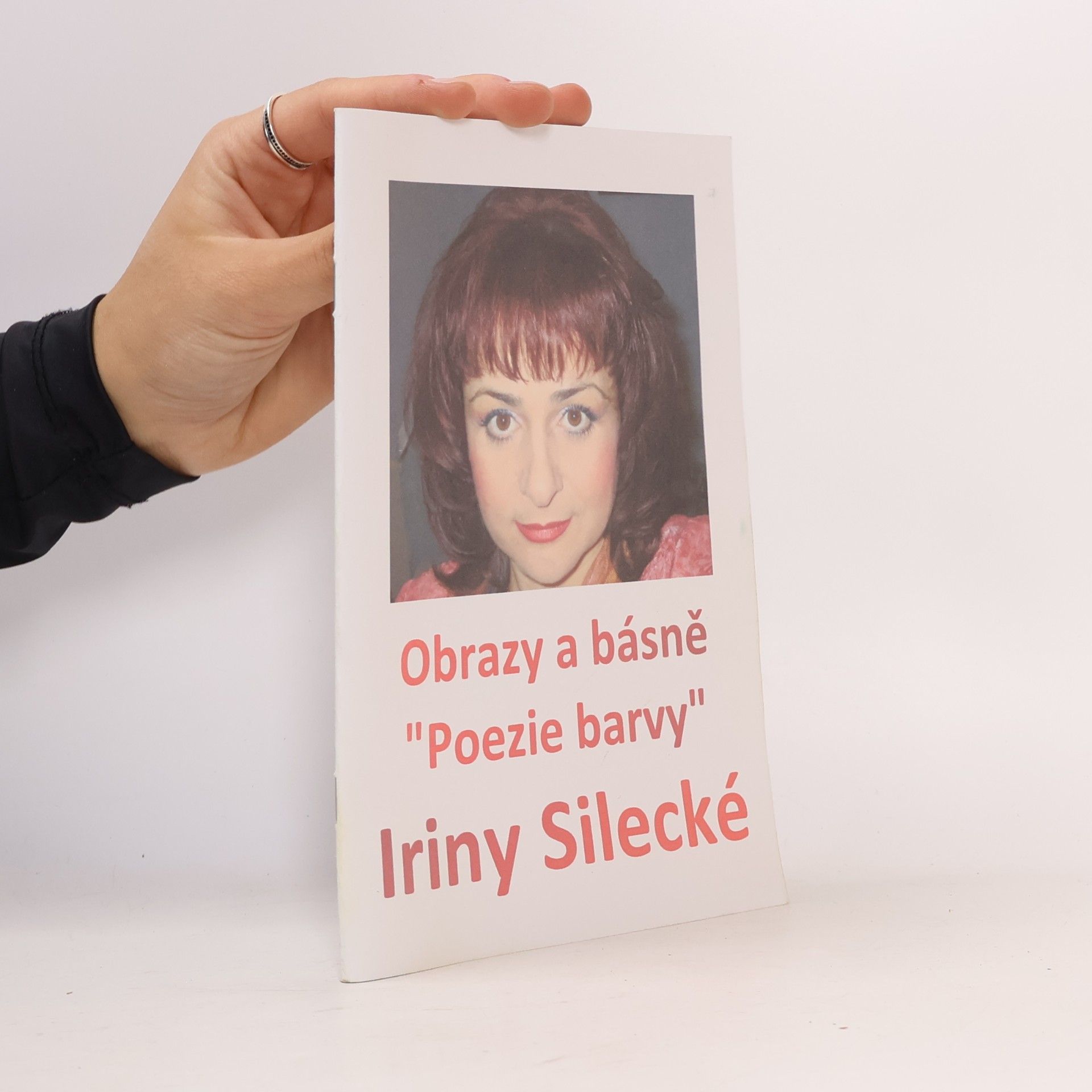Irina Sileckaja Obrazy a básně