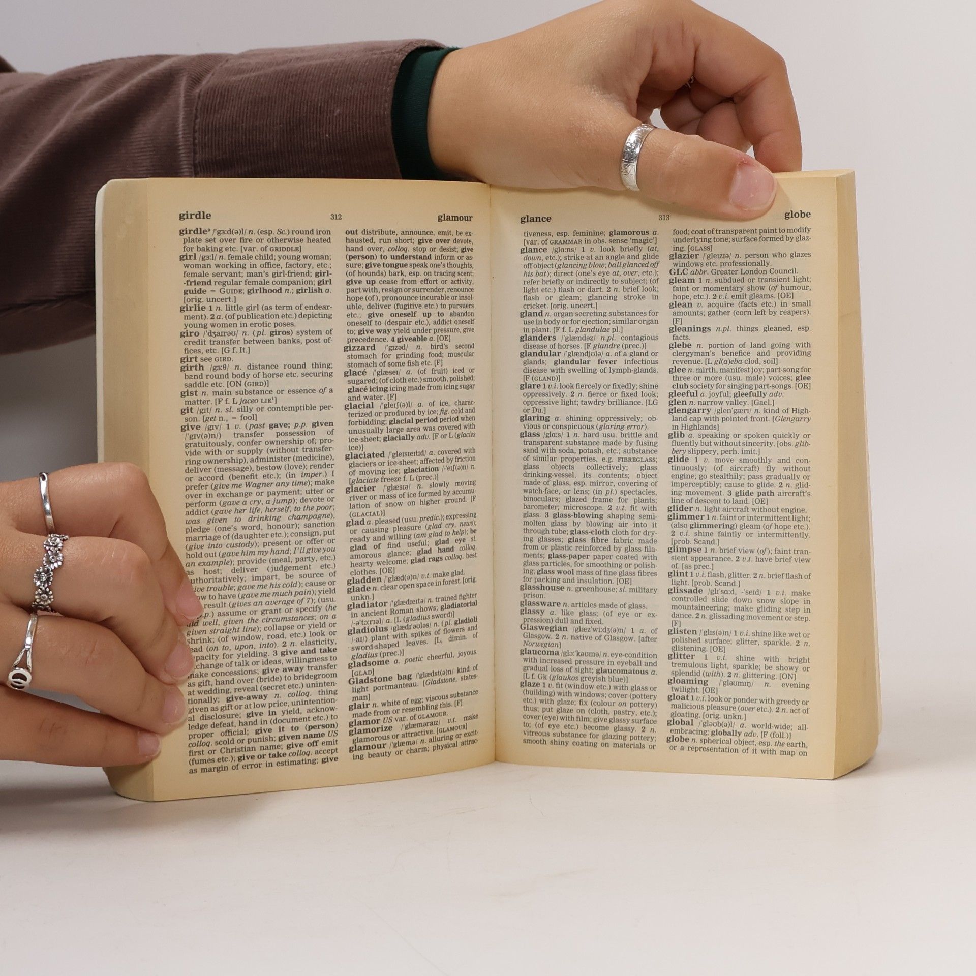 R. E. Allen The Oxford dictionary of current English