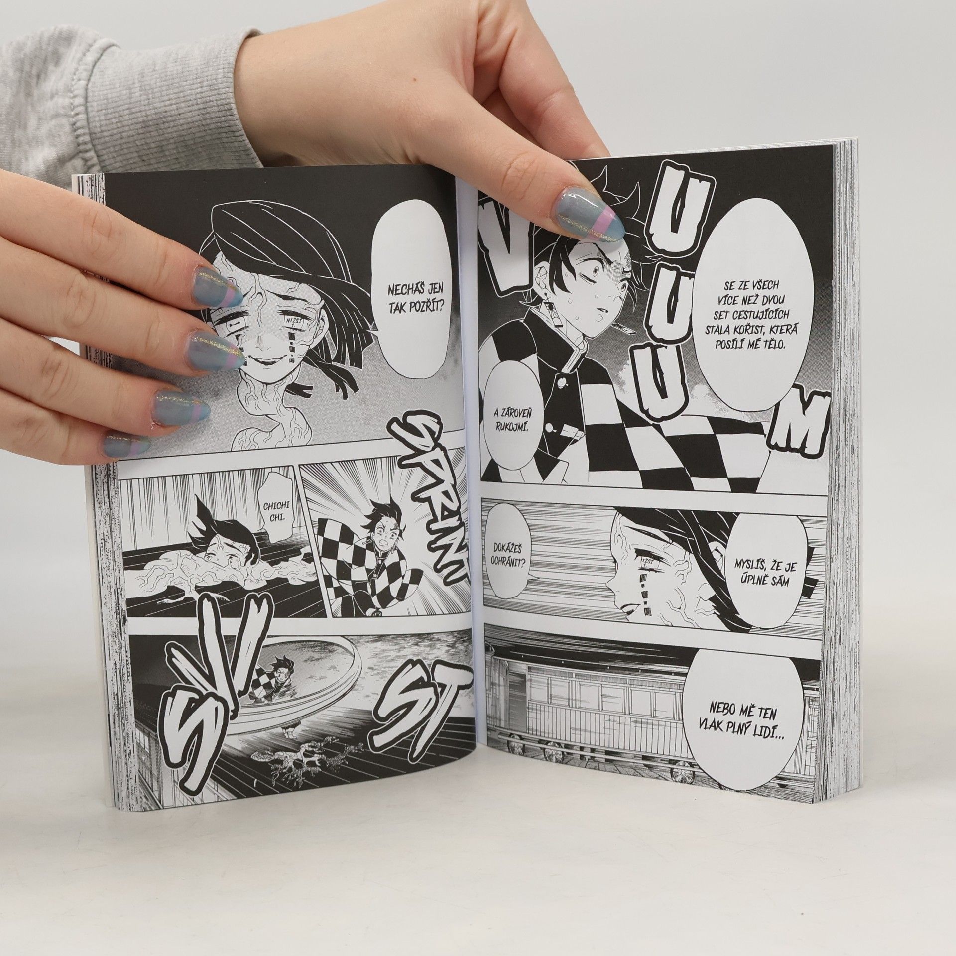 Koyoharu Gotōge Zabiják démonů. 7, Útok ve stísněném prostoru