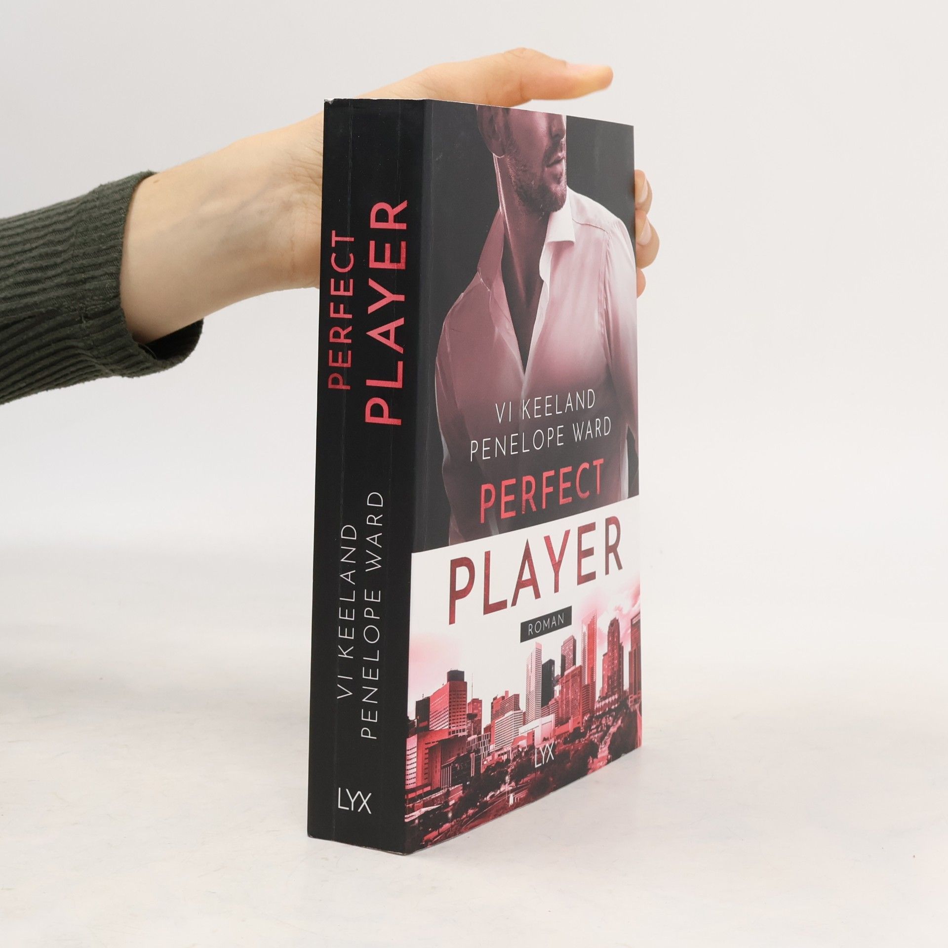 Vi Keeland Perfect player