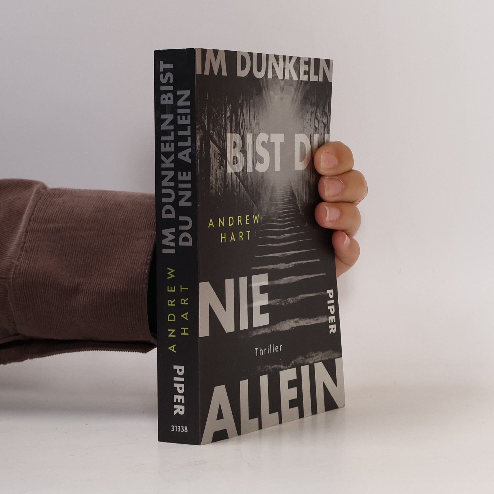 Im Dunkeln bist du nie allein