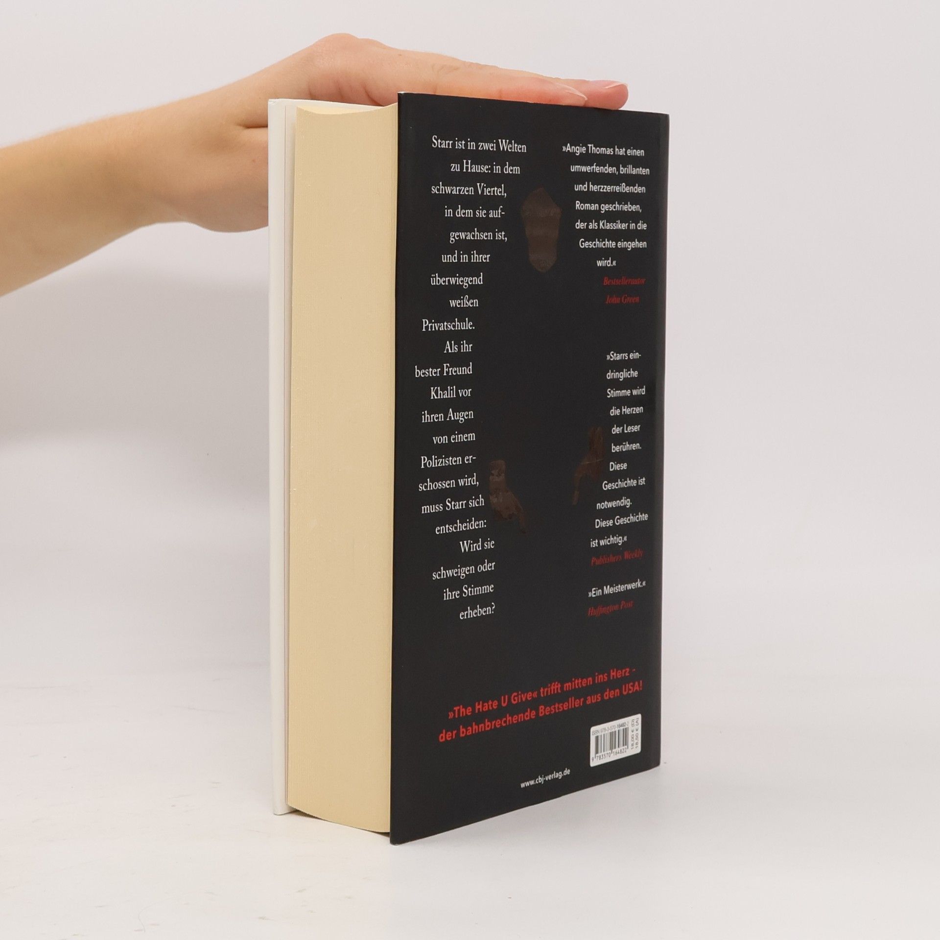 Angie Thomas The hate u give