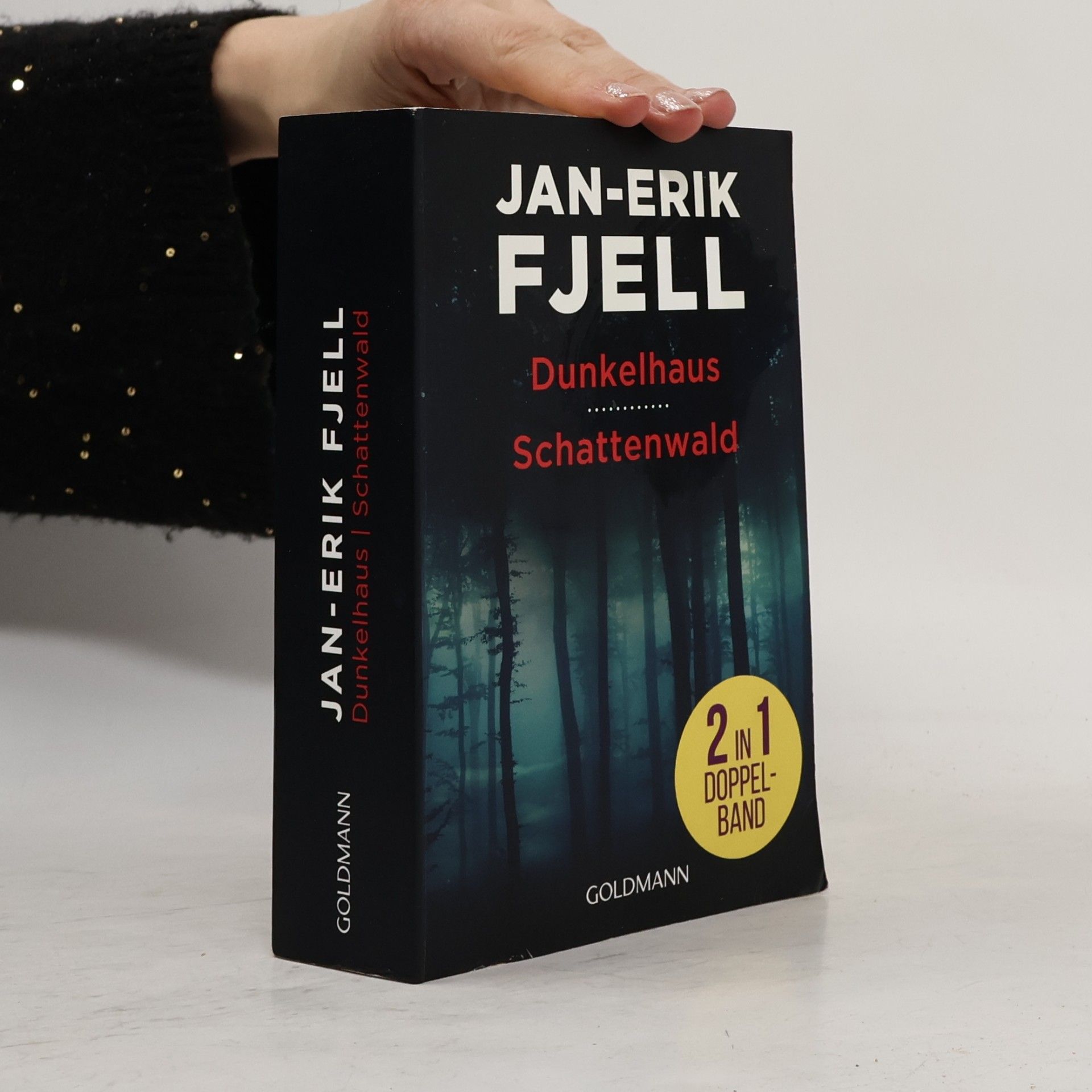 Dunkelhaus. Schattenwald