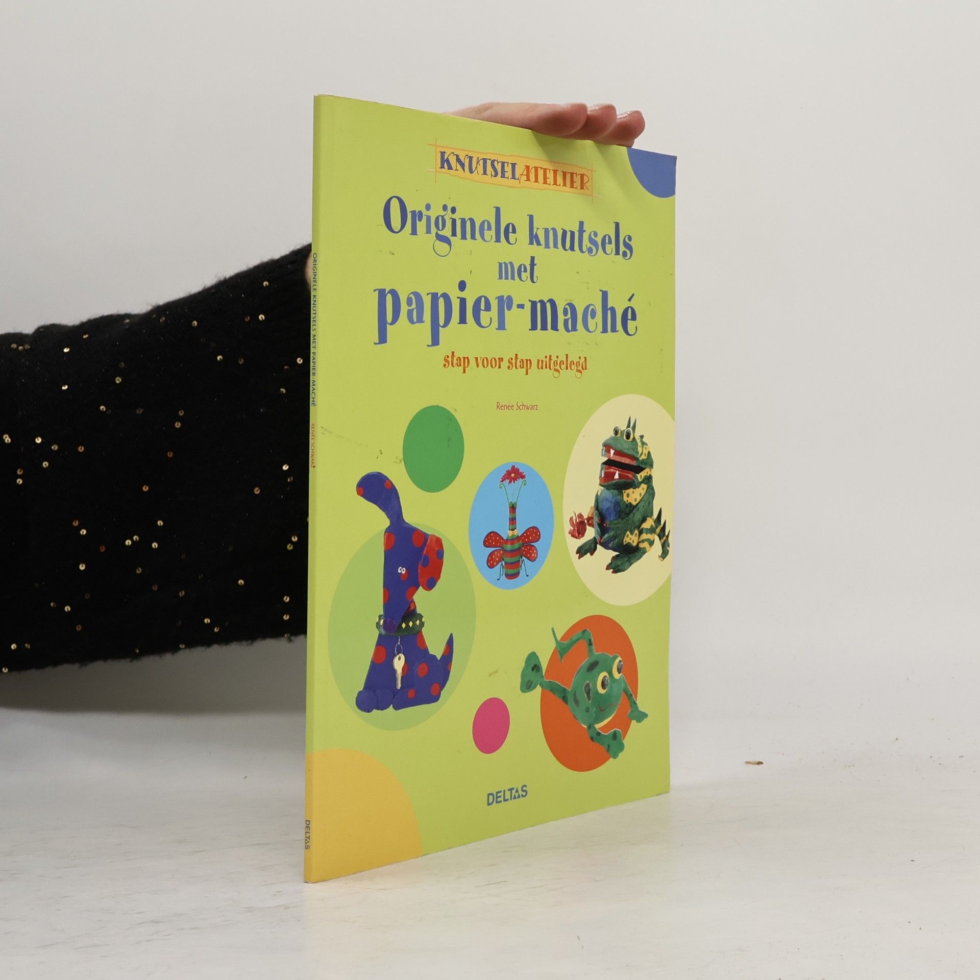 Renée Schwarzenbach Knutselatelier: Originele knutsels met papier-maché