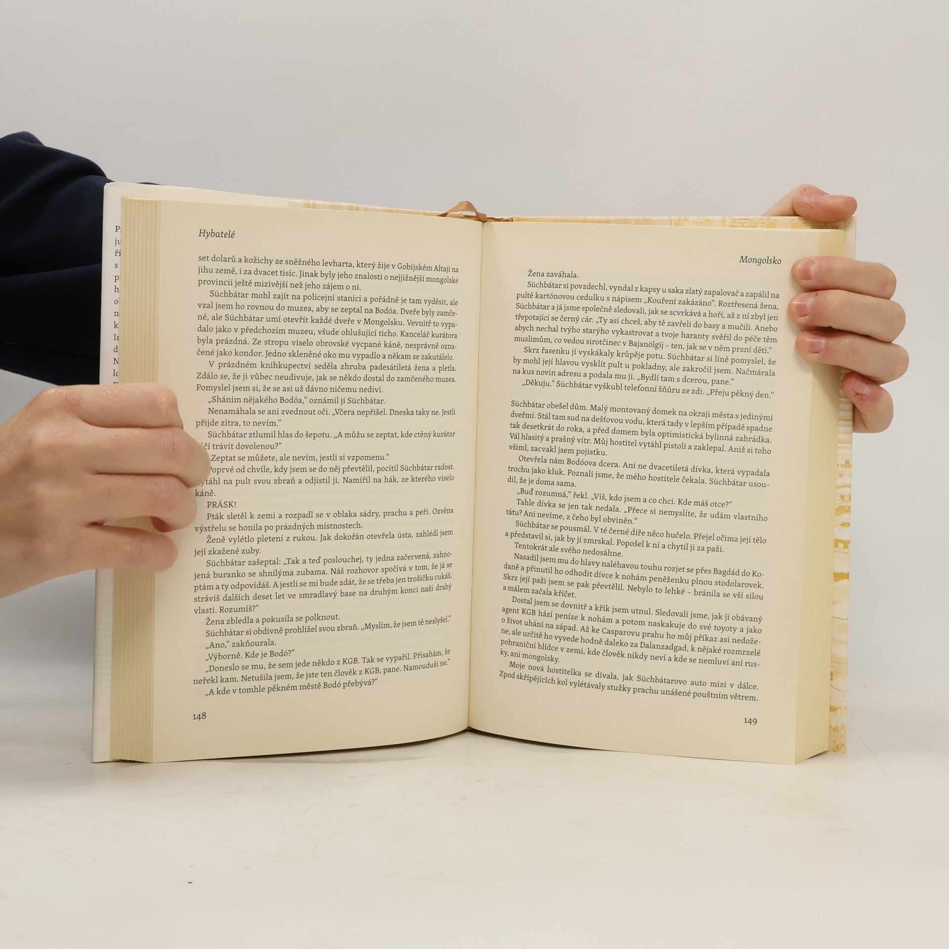 David Mitchell Hybatelé : román o devíti částech