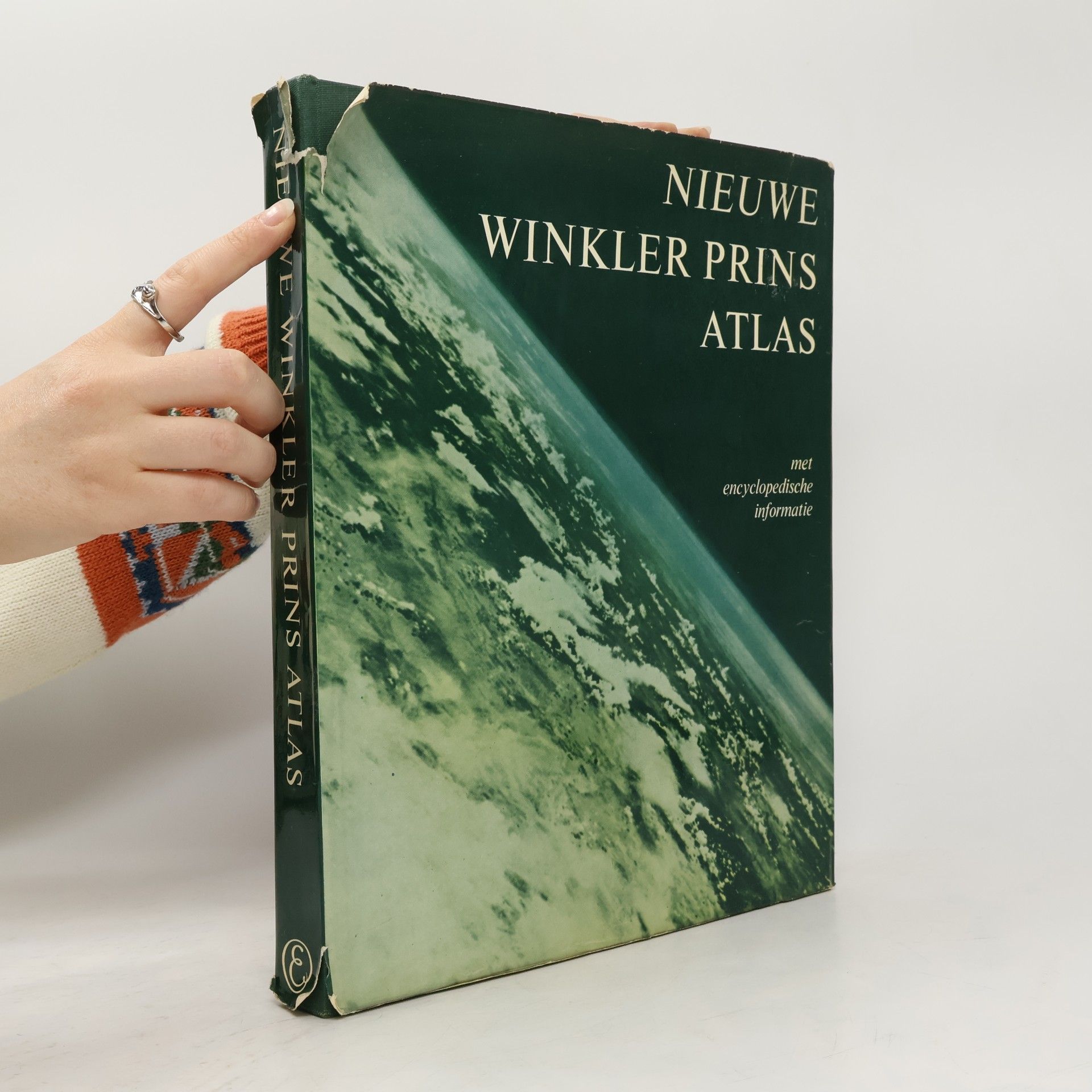 J. Groenveld Nieuwe Winkler Prins Atlas met encyclopedische informatie
