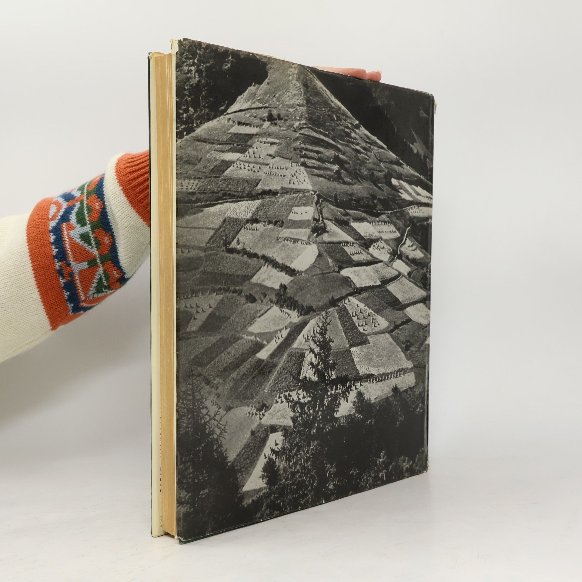 J. Groenveld Nieuwe Winkler Prins Atlas met encyclopedische informatie