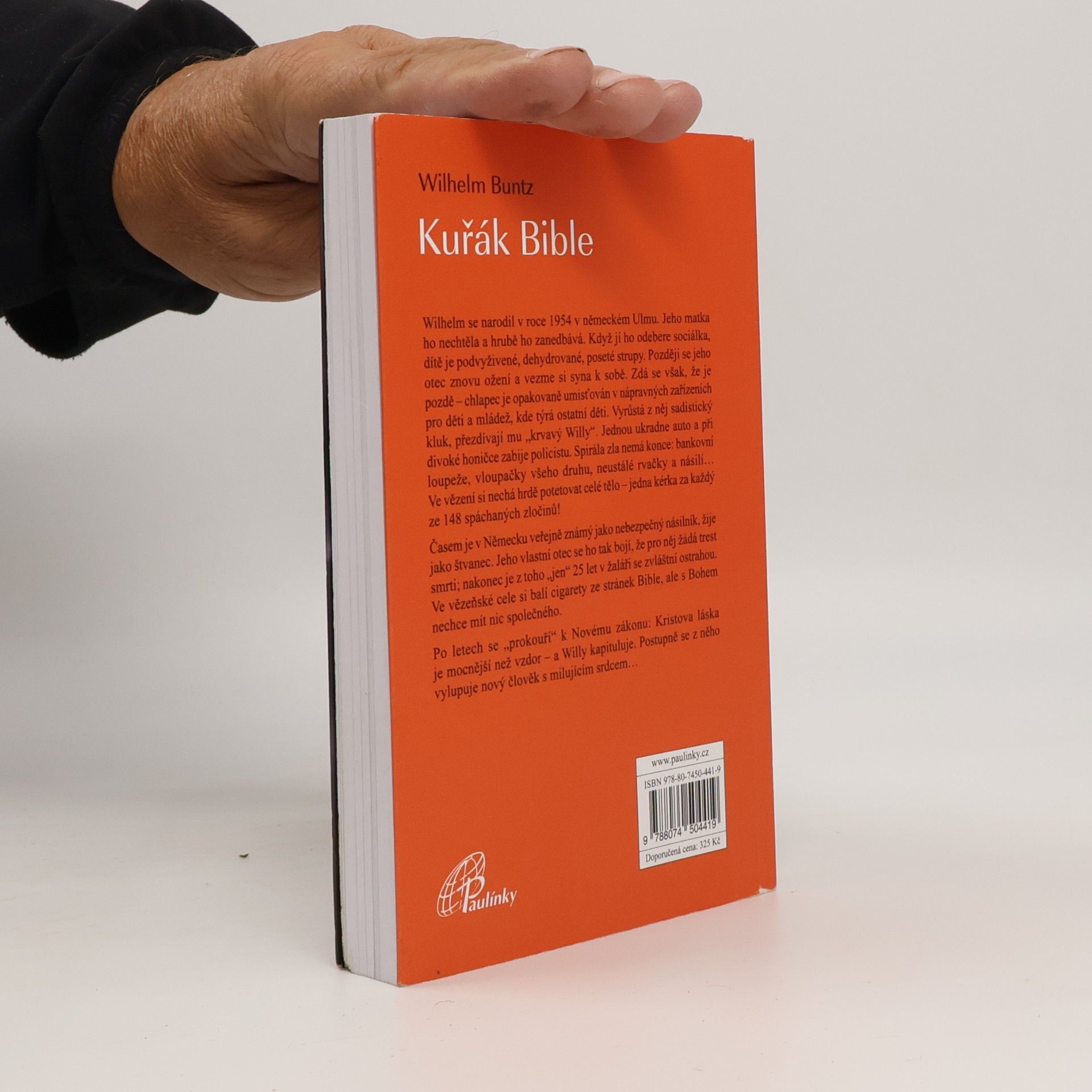 Štěpán Sirovátka Kuřák Bible : drsný životní příběh bývalého mukla