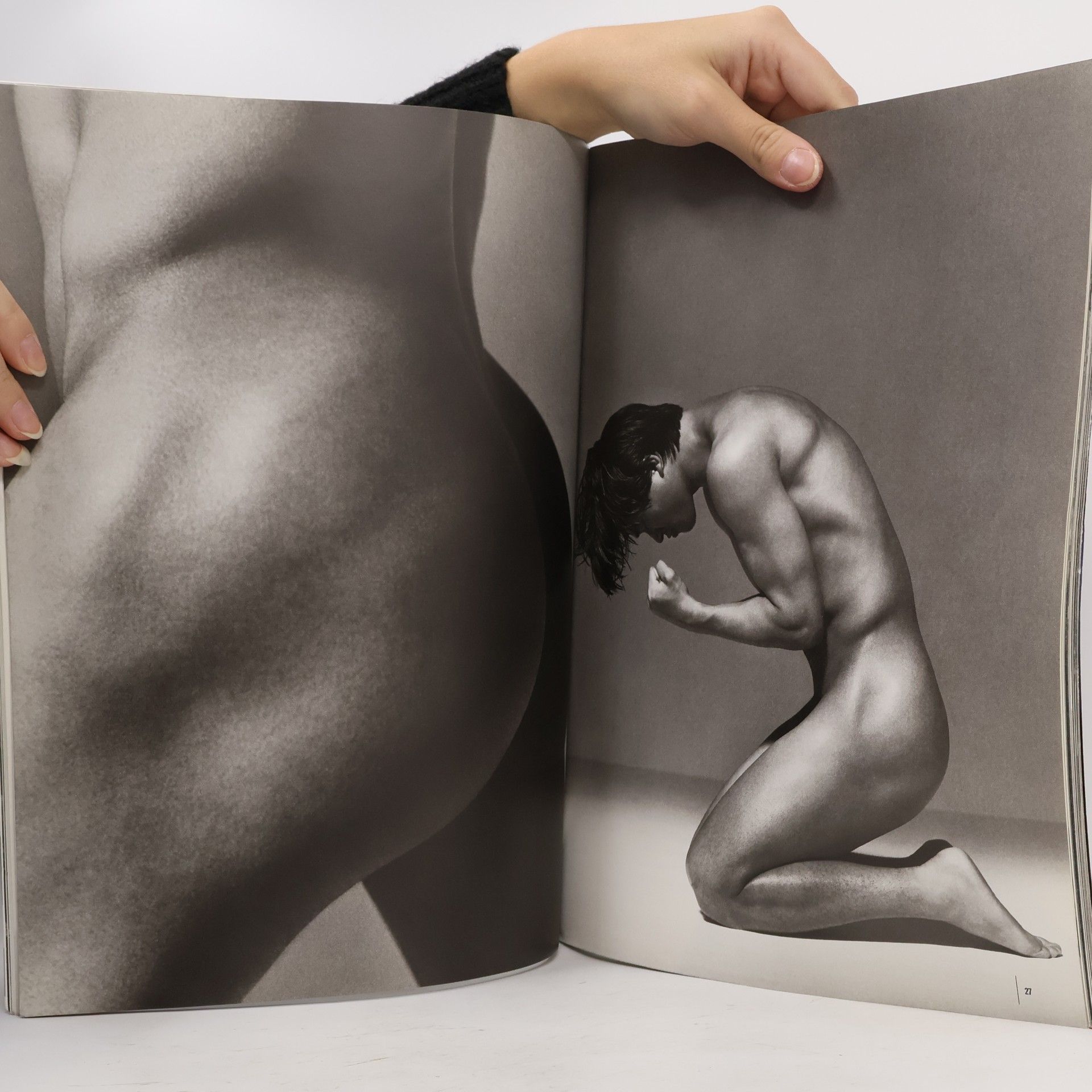 Herb Ritts Portfolio. Body Art