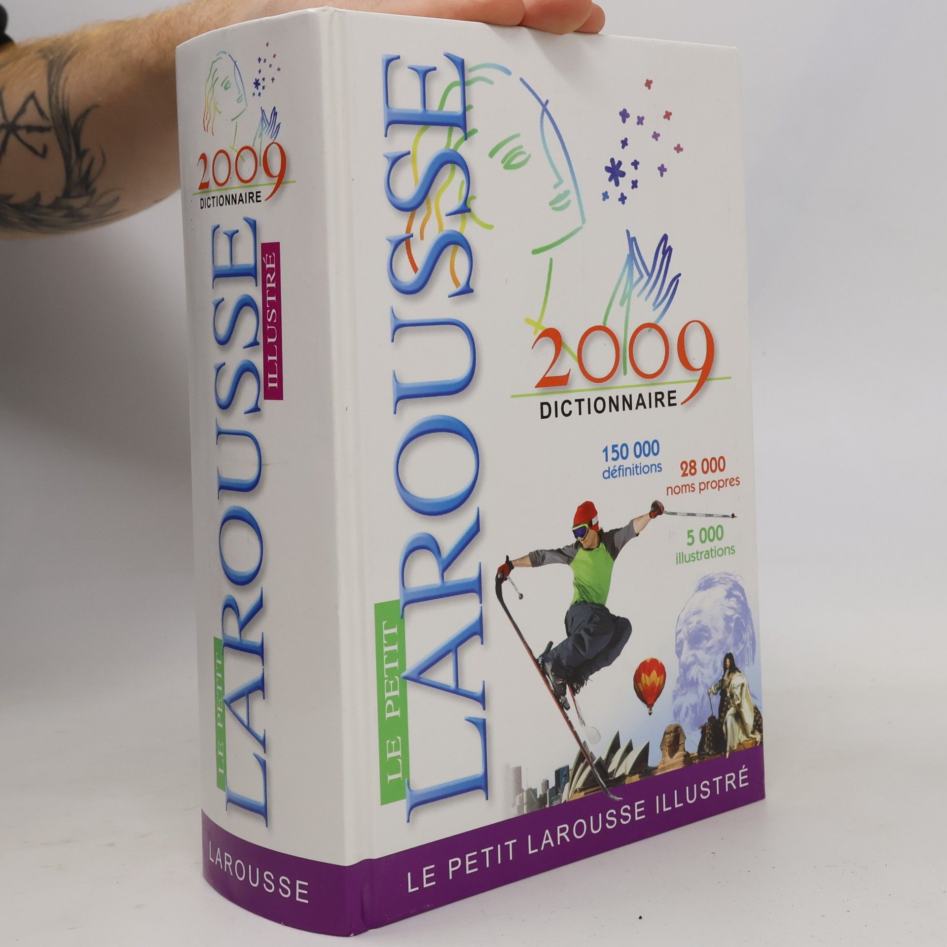 Le Petit Larousse Illustré 2009