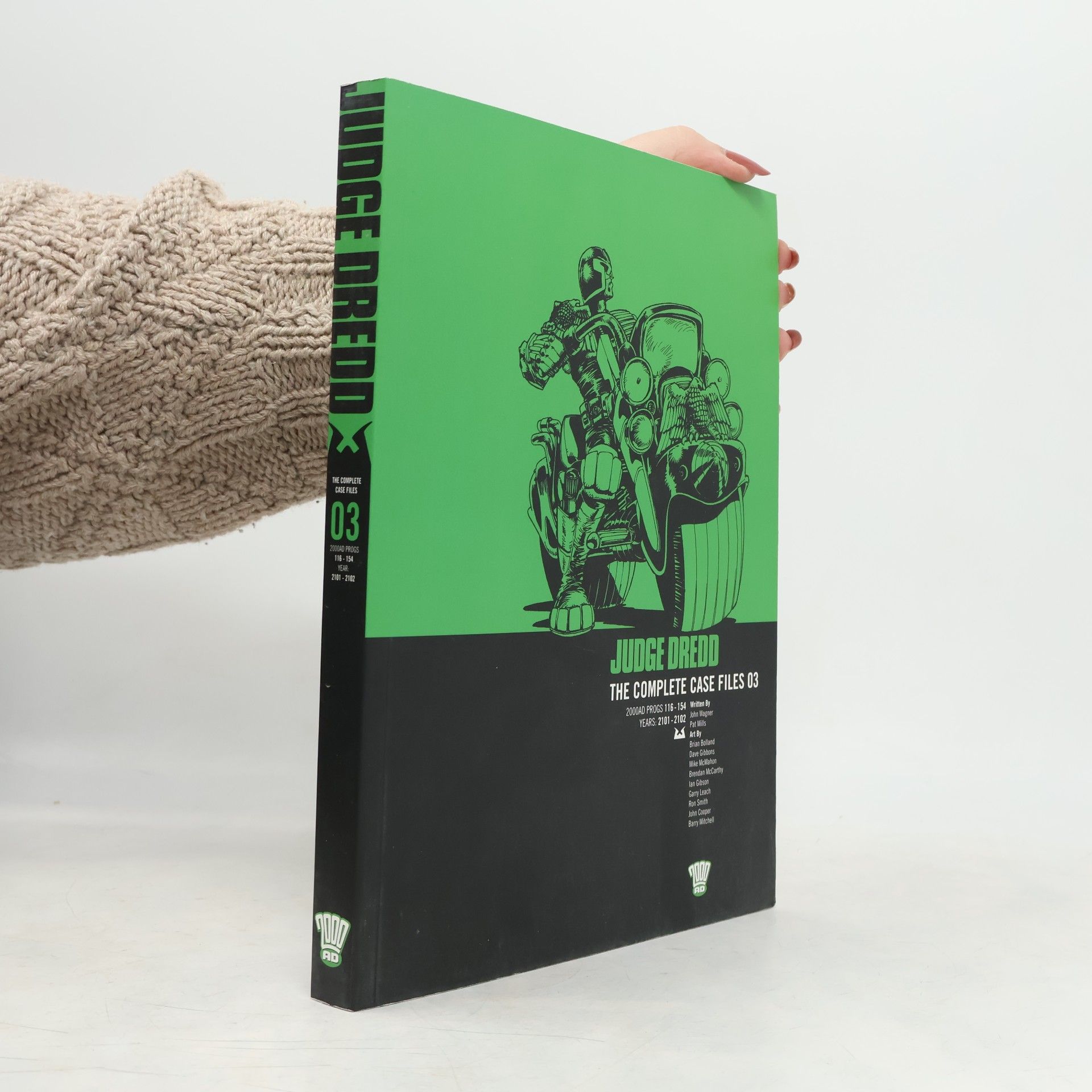 Judge Dredd : the complete case files 03