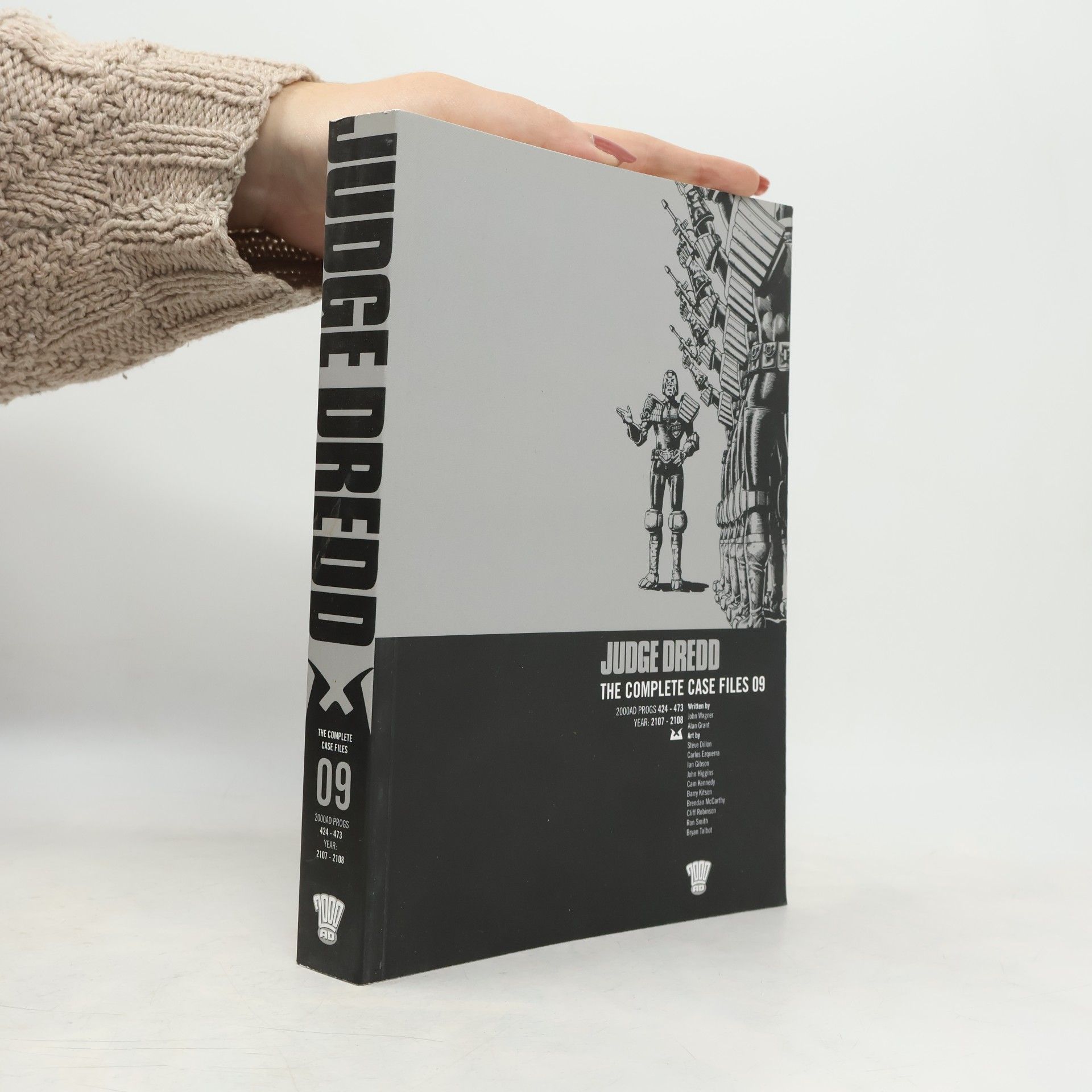 Cam Kennedy Judge Dredd : the complete case files 09