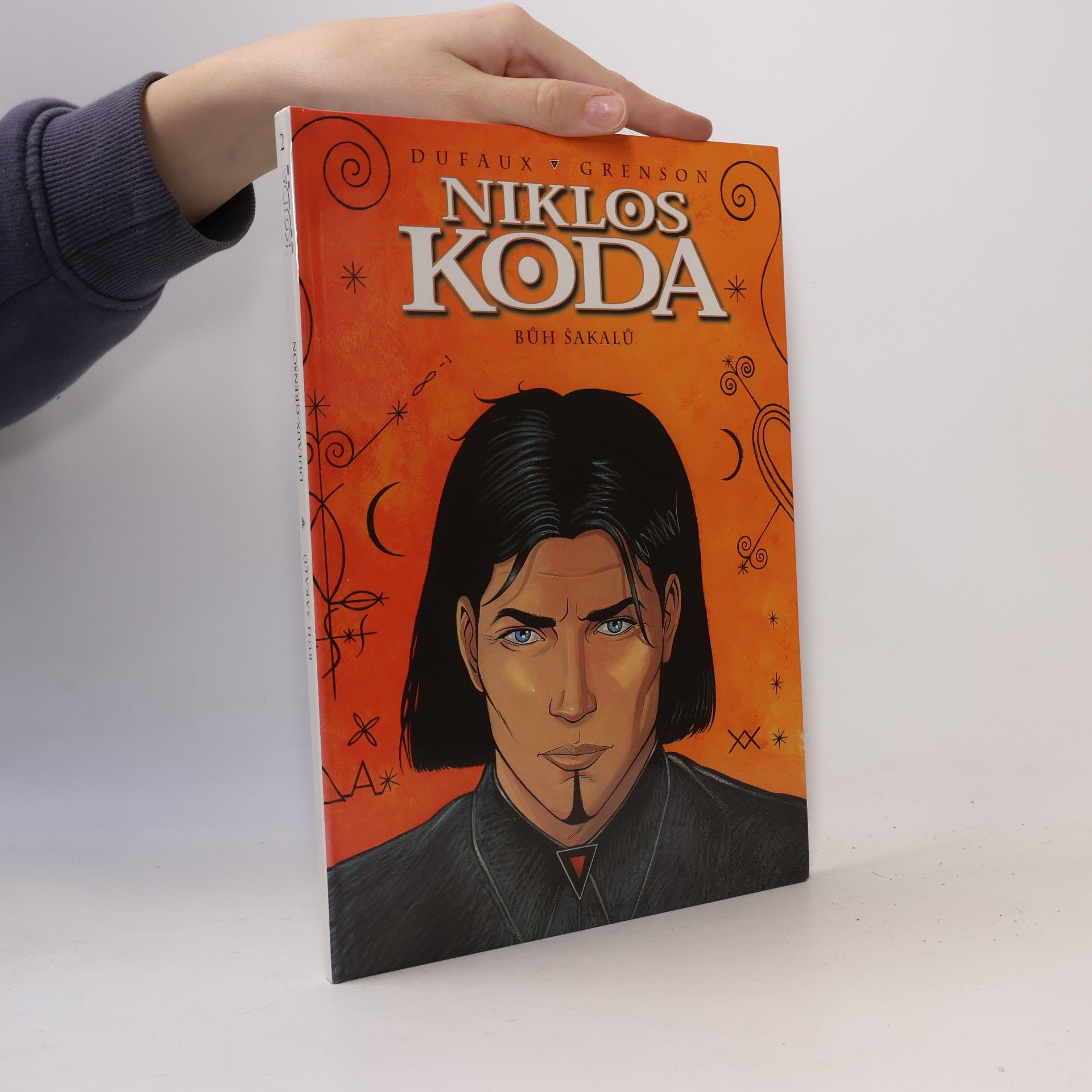 Niklos Koda. Bůh šakalů