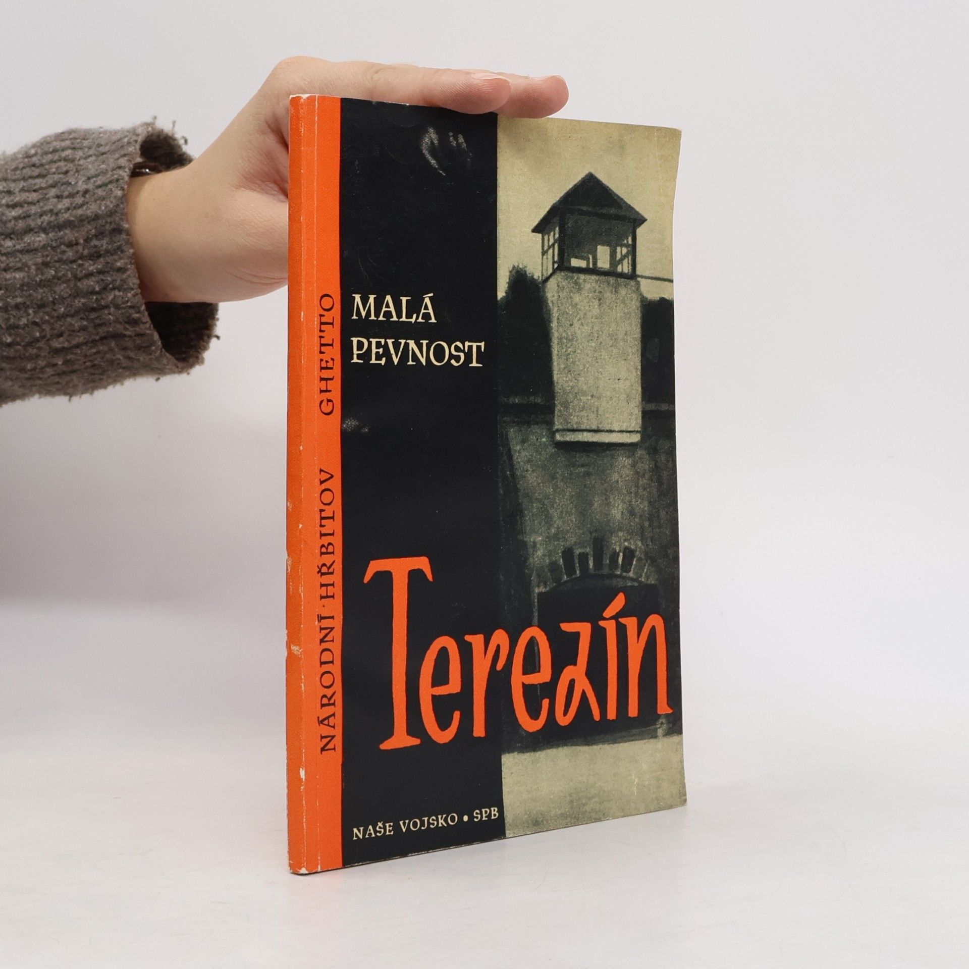 Malá pevnost Terezín. Národní hřbitov - Ghetto.