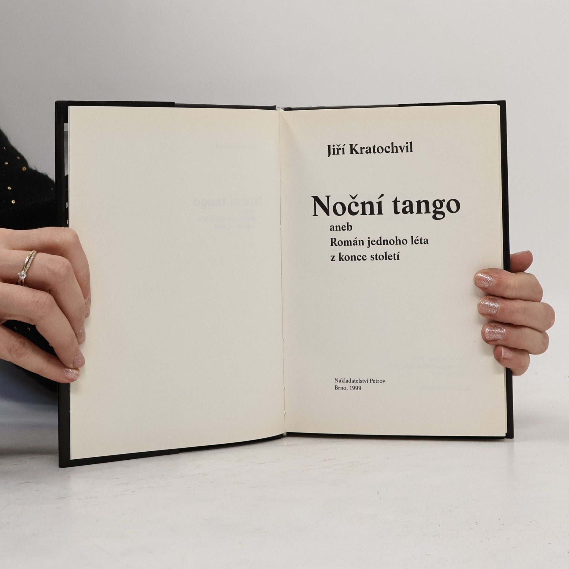 Jiří Kratochvil Noční tango aneb Román jednoho léta z konce století
