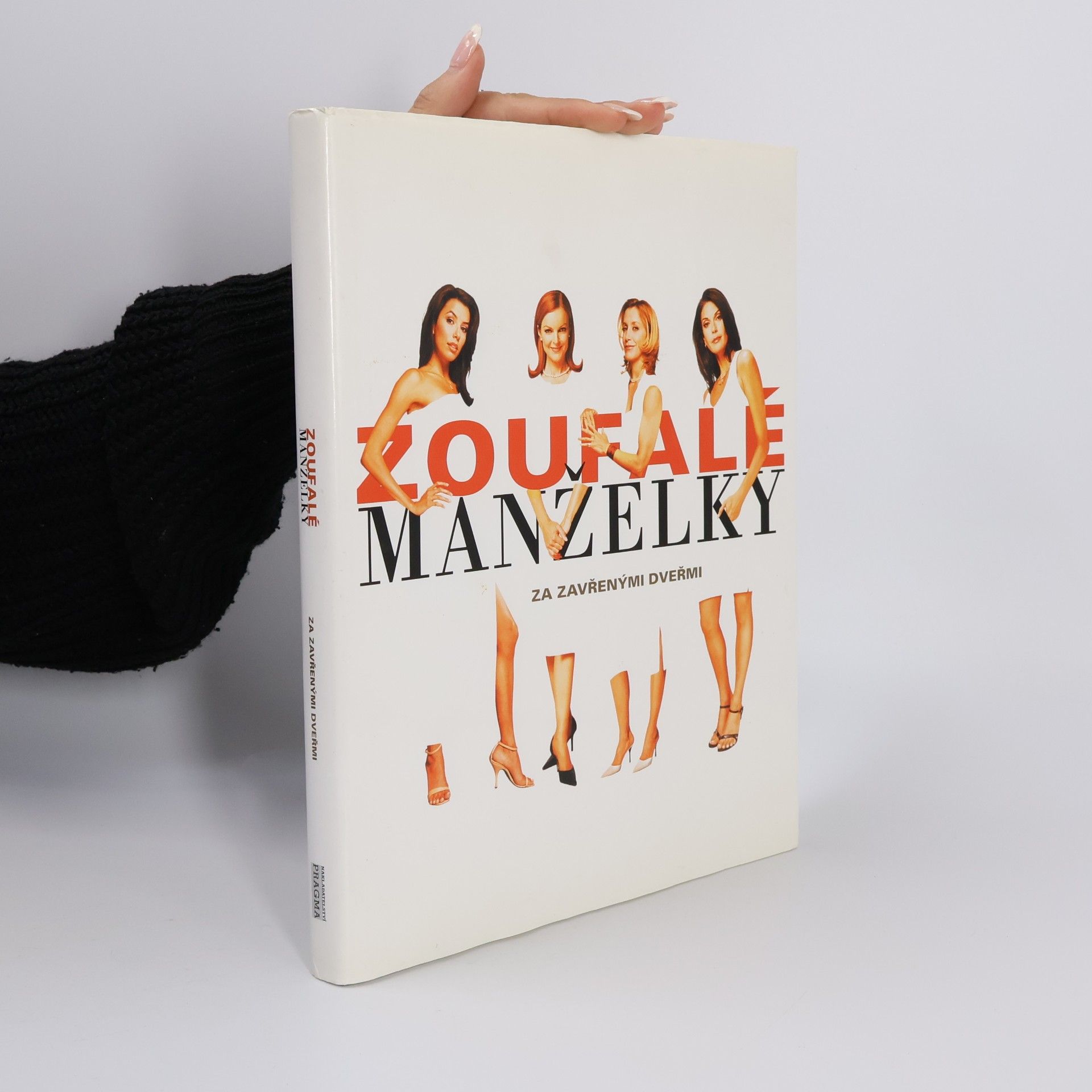 Zoufalé manželky: Za zavřenými dveřmi