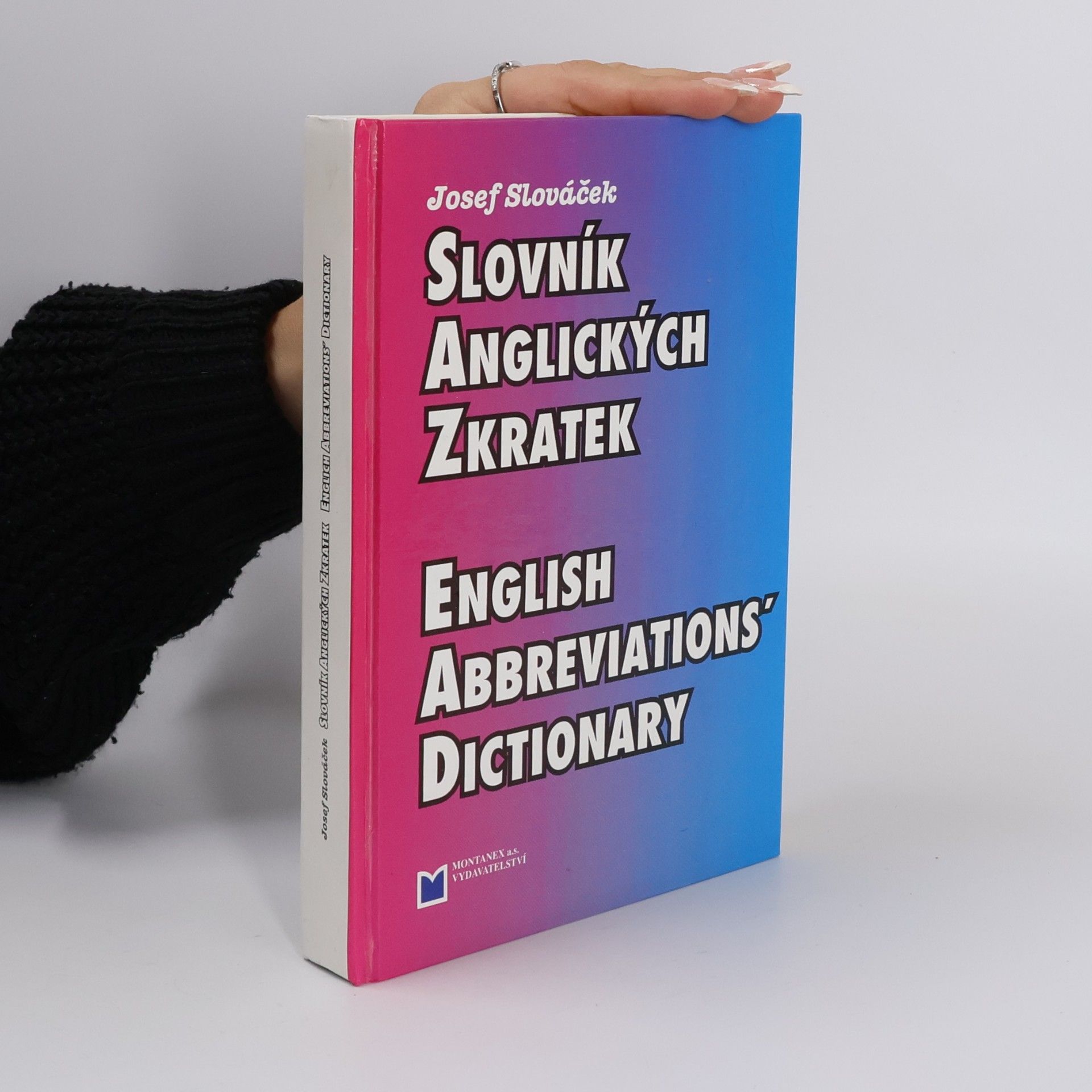 Slovník anglických zkratek. English abbreviations' dictionary