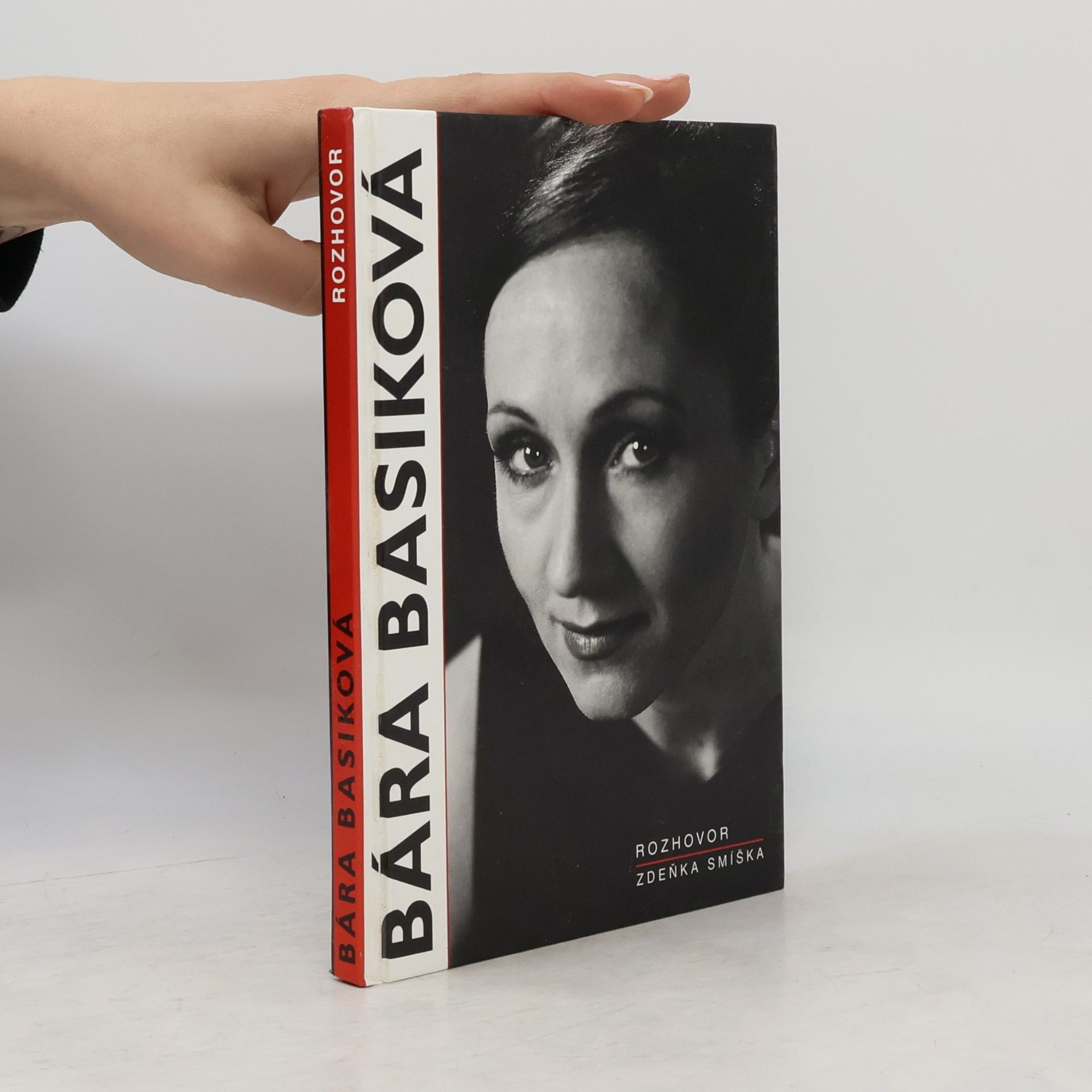 Bára Basiková. Rozhovor Zdeňka Smíška