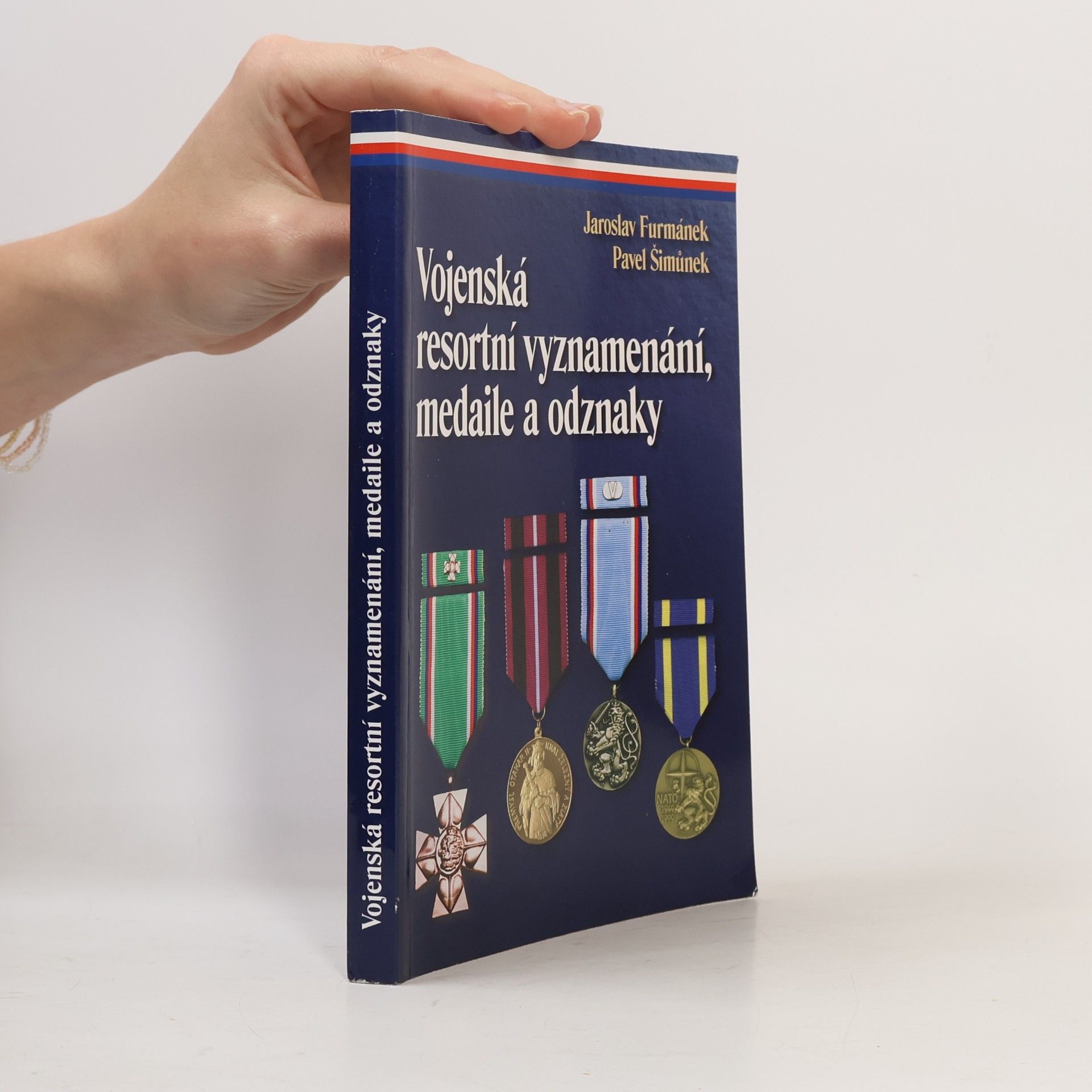 Vojenská resortní vyznamenání, medaile a odznaky