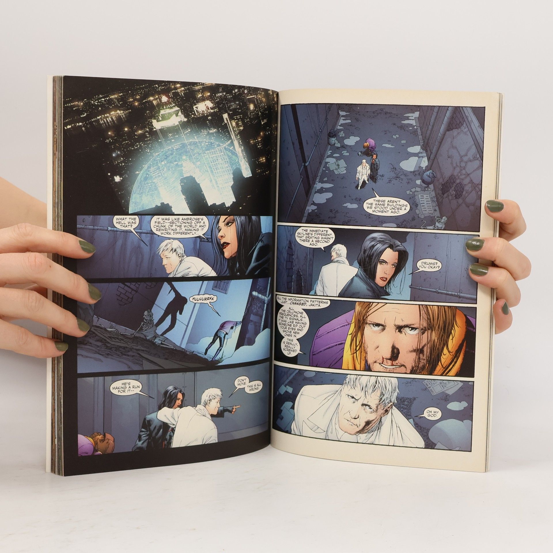 Warren Ellis PLANETARY. CROSSING WORLDS