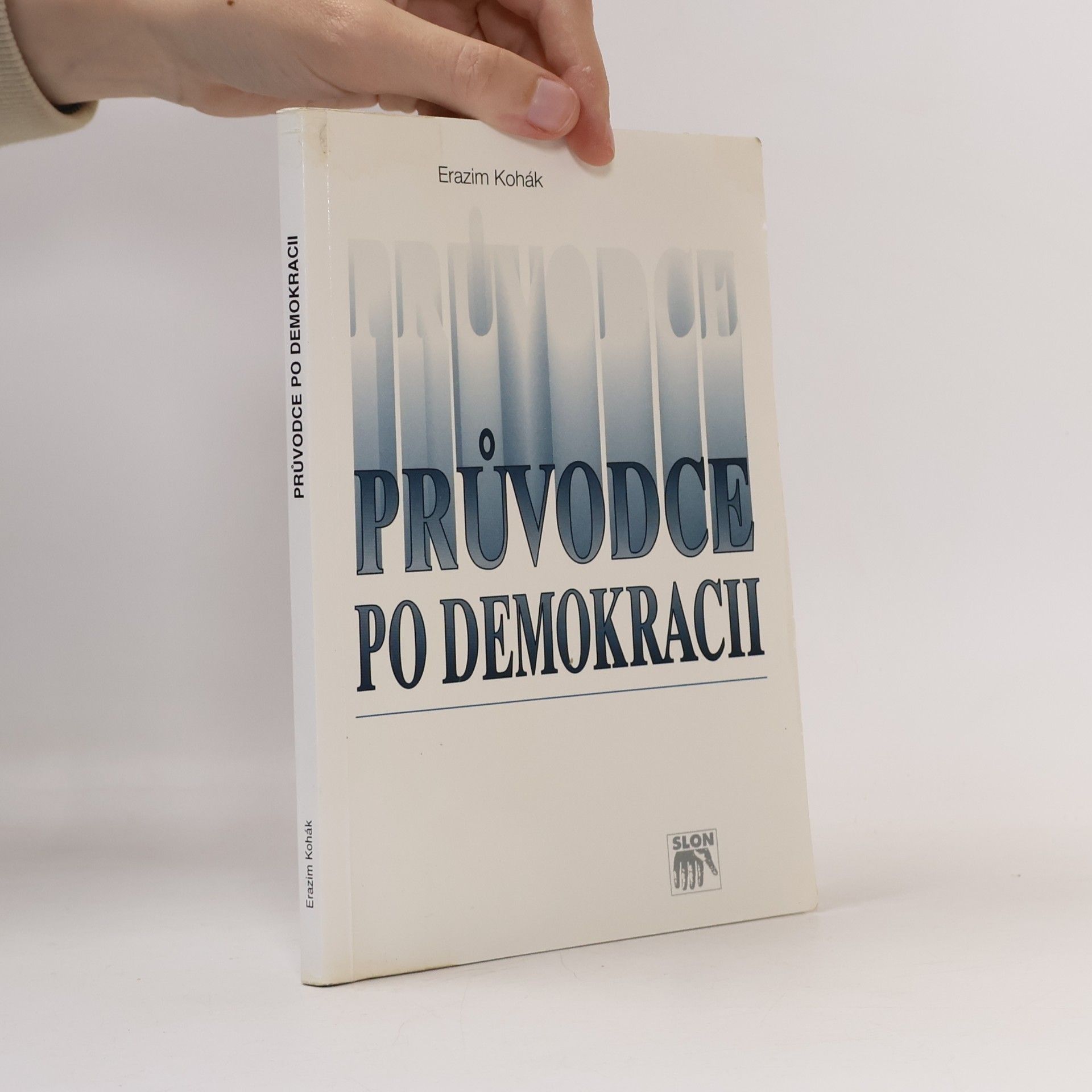 Průvodce po demokracii