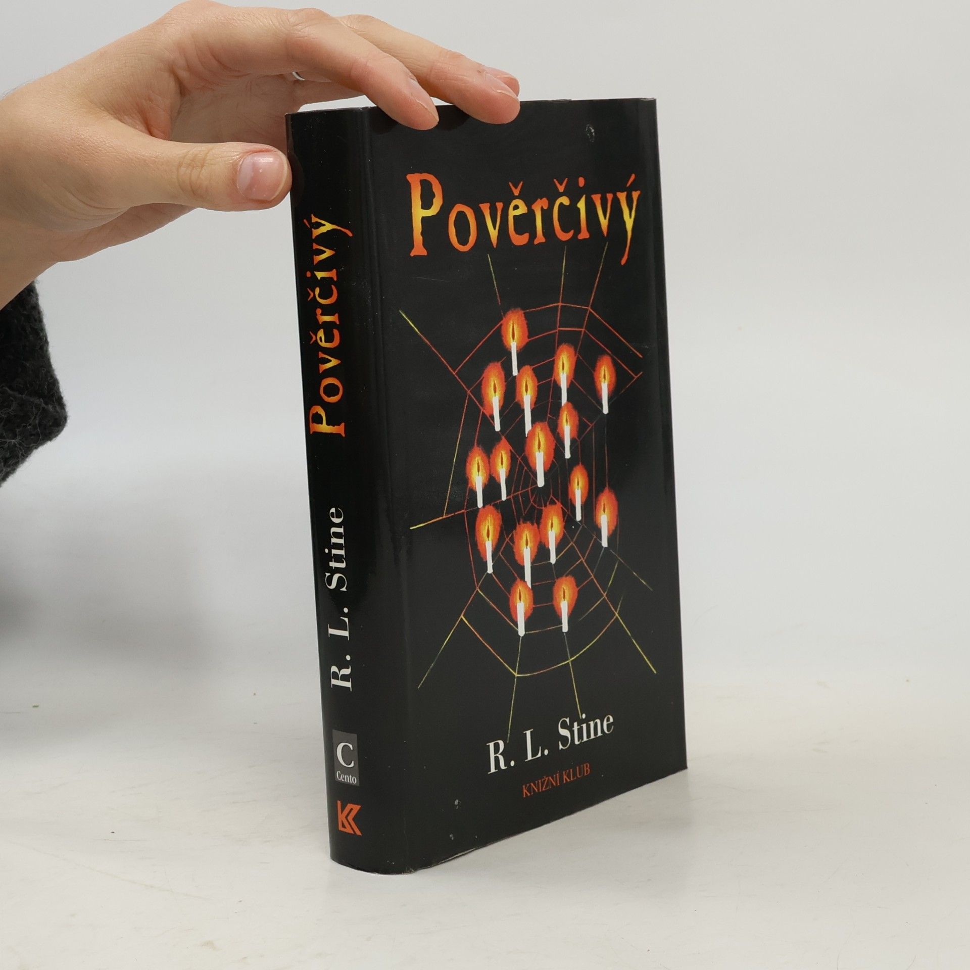 Pověrčivý