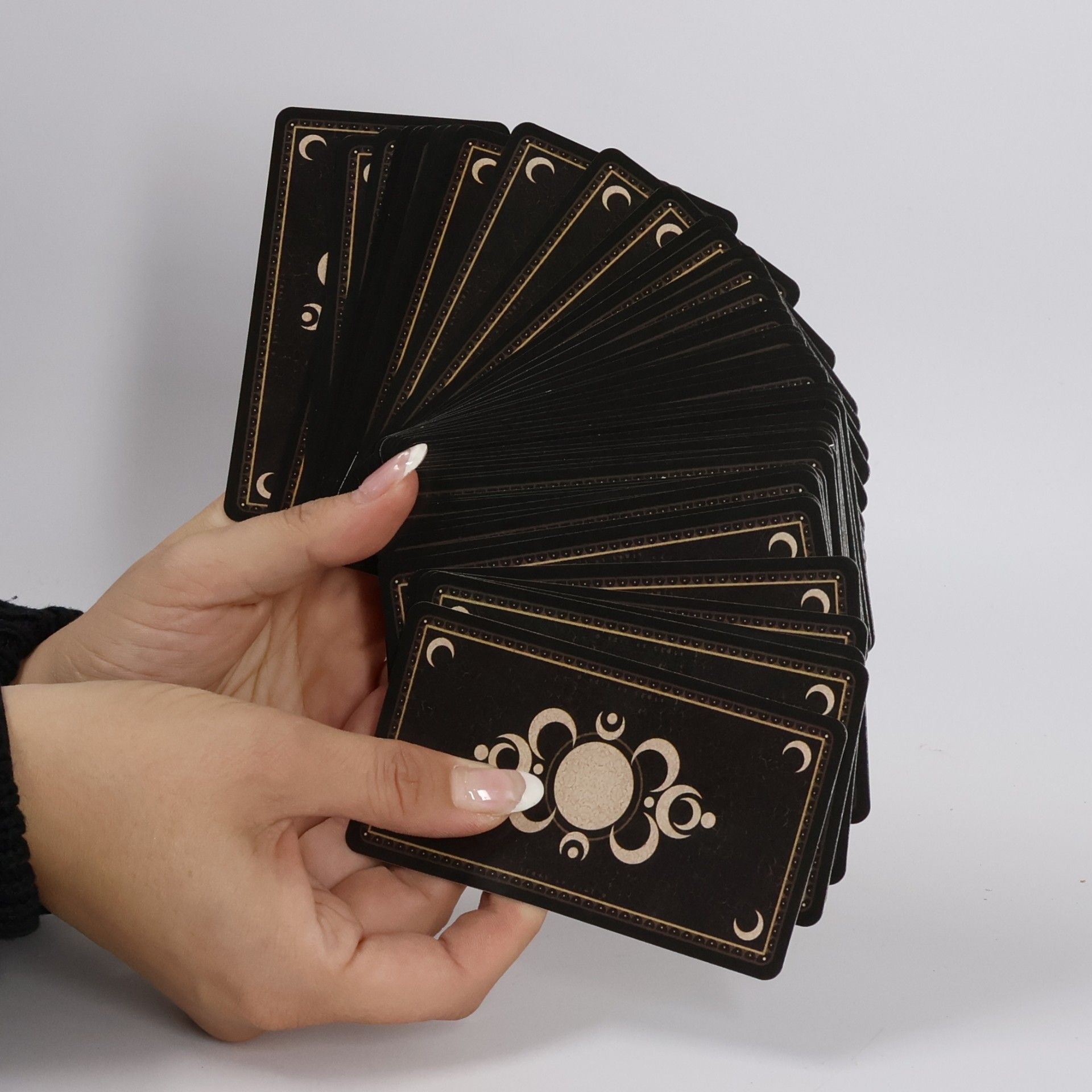 Patrick Valenza Deviant Moon Tarot: Borderless Edition