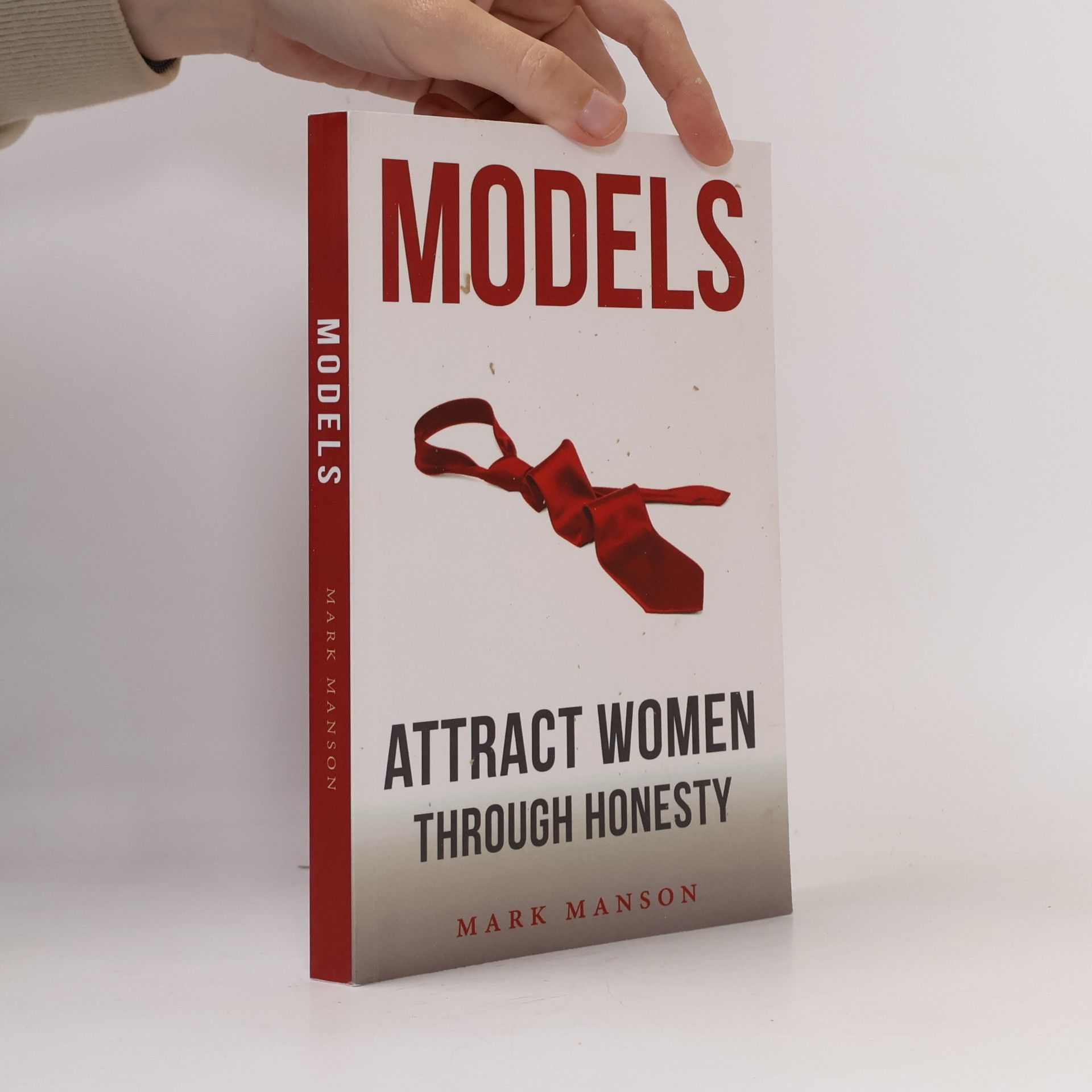 Mark Manson Models: Attract Women Through Honesty