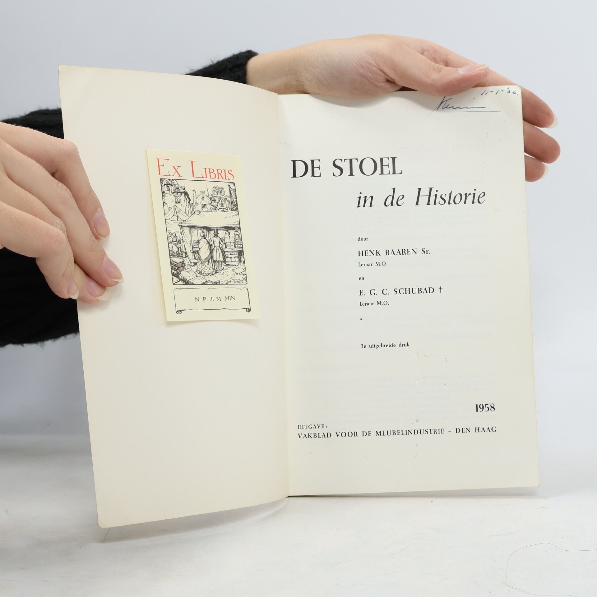 Baaren Schubad De Stoel in de Historie