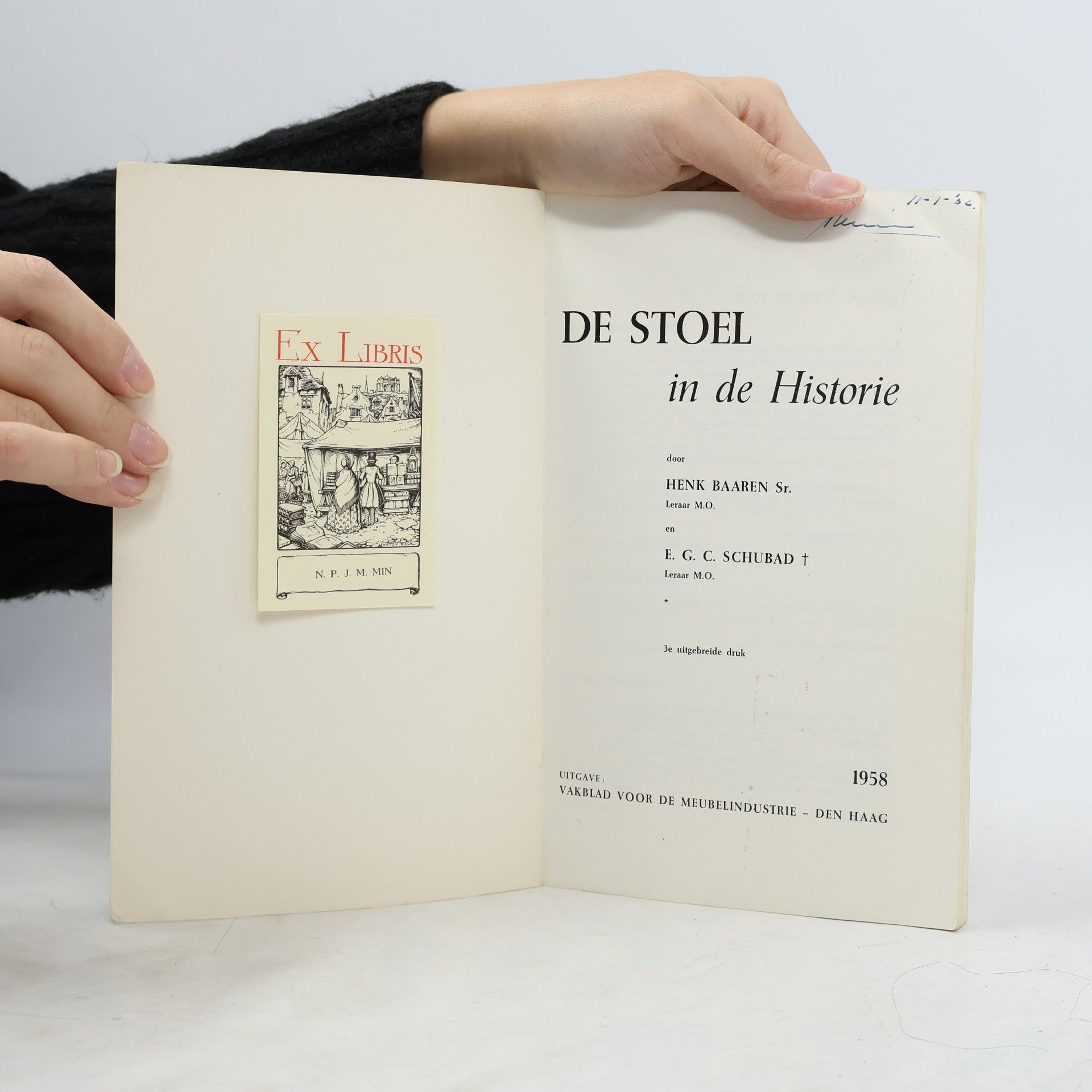 Baaren Schubad De Stoel in de Historie